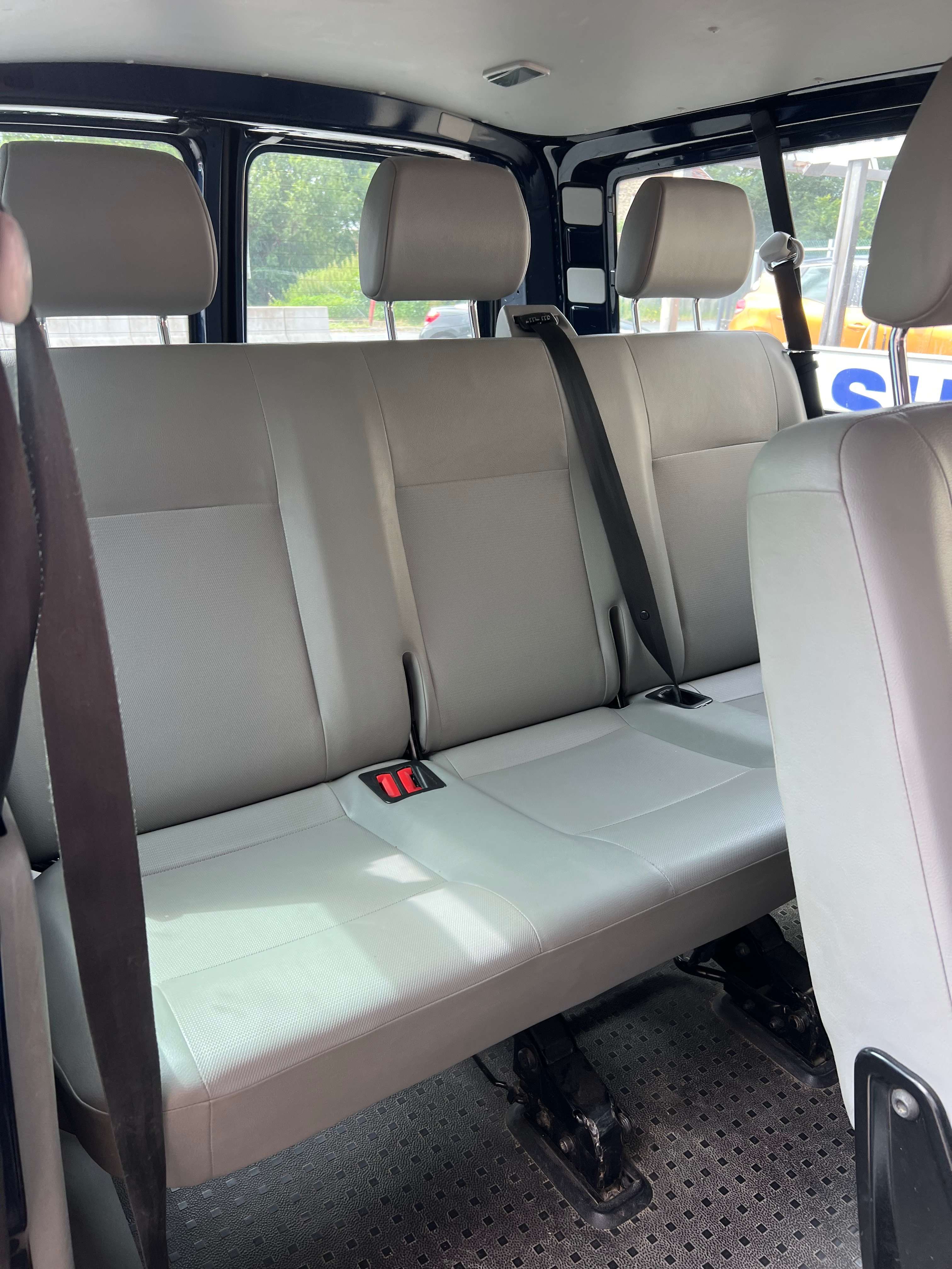 Volkswagen T5 Multivan 2.0 CR TDi Comfortline + 9 PLACES + CLIM