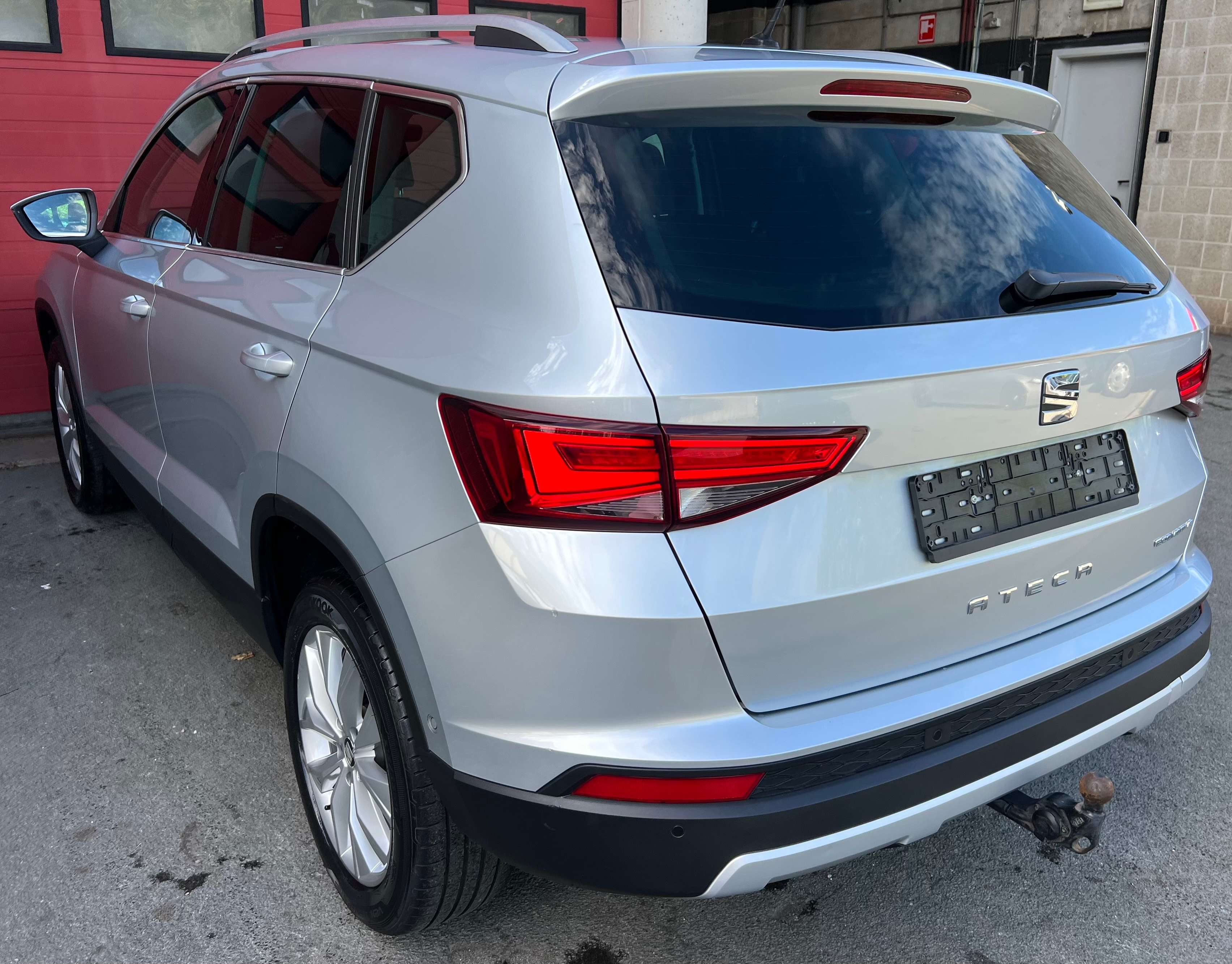 SEAT Ateca 1.6 CR TDI Ecomotive Move! + NAVI + CAR-PASS