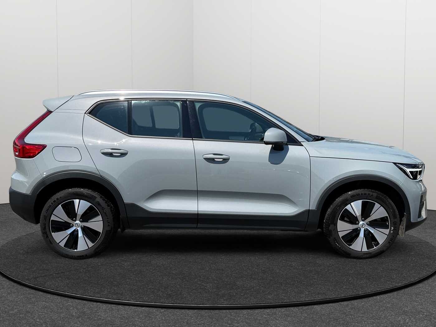Volvo XC40 XC40 Core, B3 Micro-hybride (MHEV), Essence