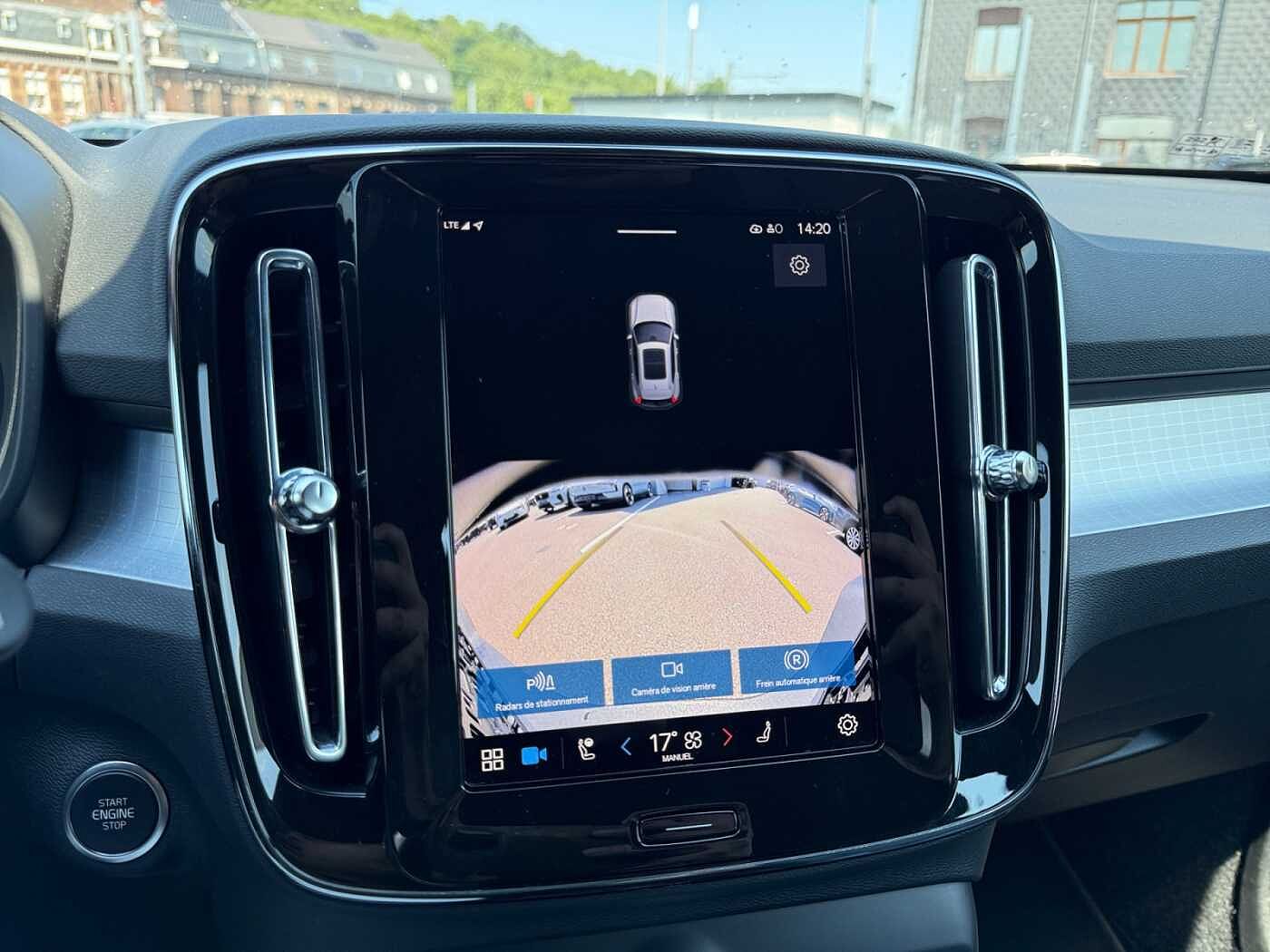 Volvo XC40 XC40 Core, B3 Micro-hybride (MHEV), Essence