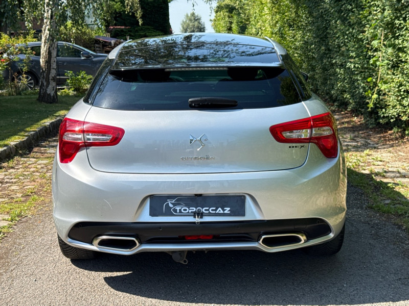 Citroen DS5 1.6 HDI110 AIRDREAM EXECUTIVE BMP6 // 12/2012 // CAMERA // TOIT PANO
