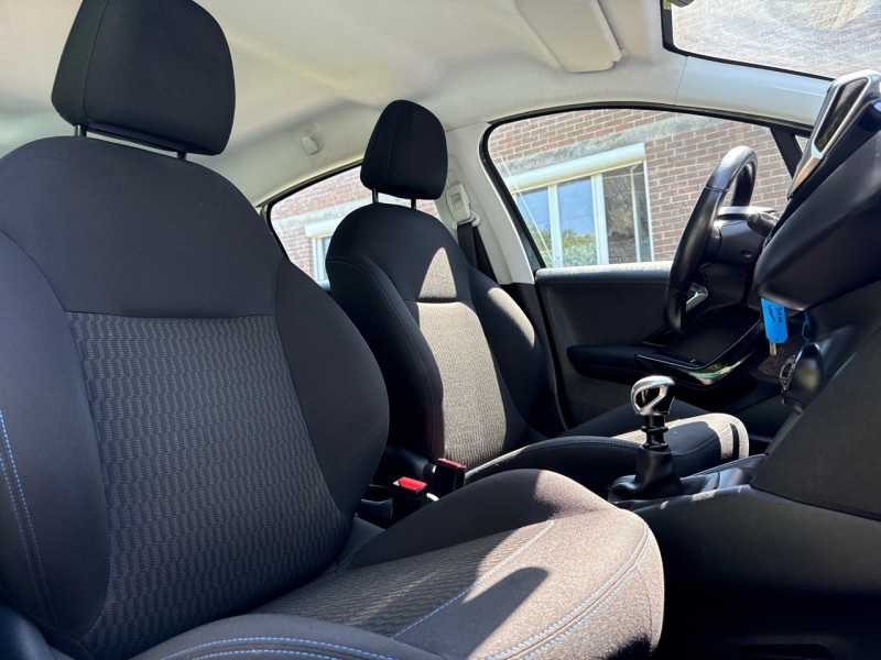 Peugeot 208 HDI 100CH SIGNATURE 5.P * 2019 * GPS * LED * GARANTIE
