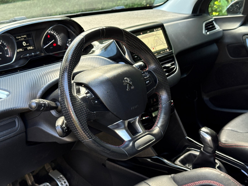 Peugeot 2008 1.6 HDI 100CH CROSSWAY // GT LINE // 2018 // CAMERA // LED // GPS