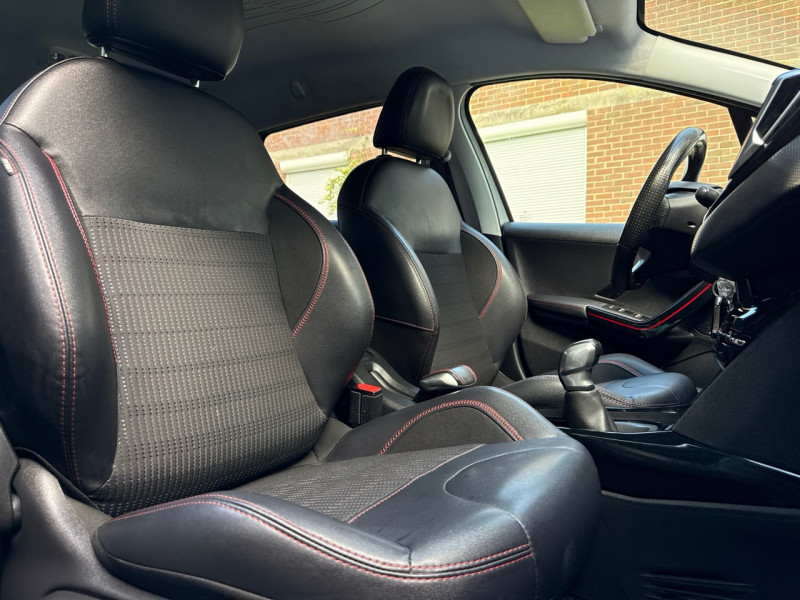 Peugeot 2008 1.6 HDI 100CH CROSSWAY // GT LINE // 2018 // CAMERA // LED // GPS