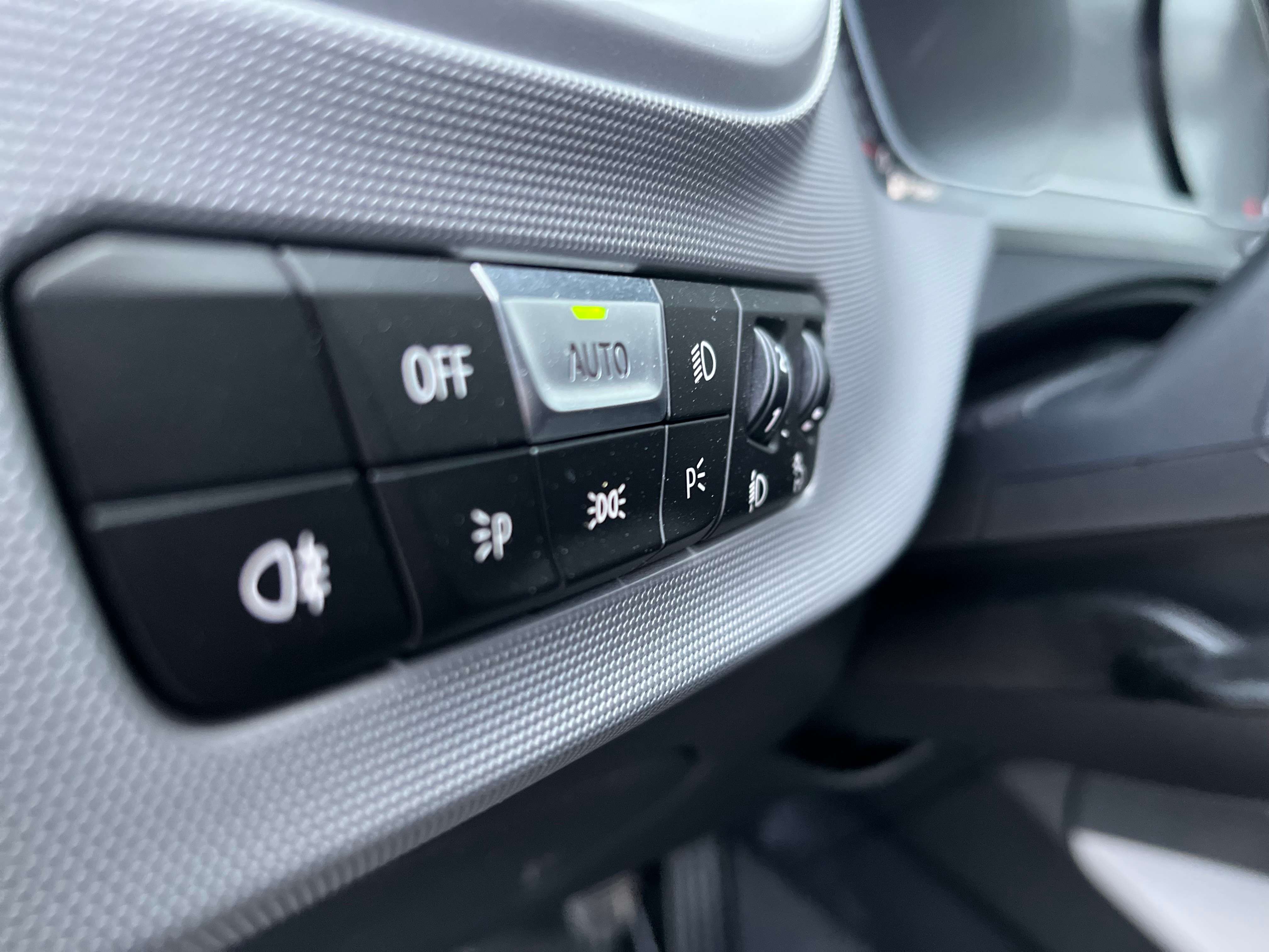 BMW 116 dA 1HND CARPASS CARPLAY GARANTIE Full Led