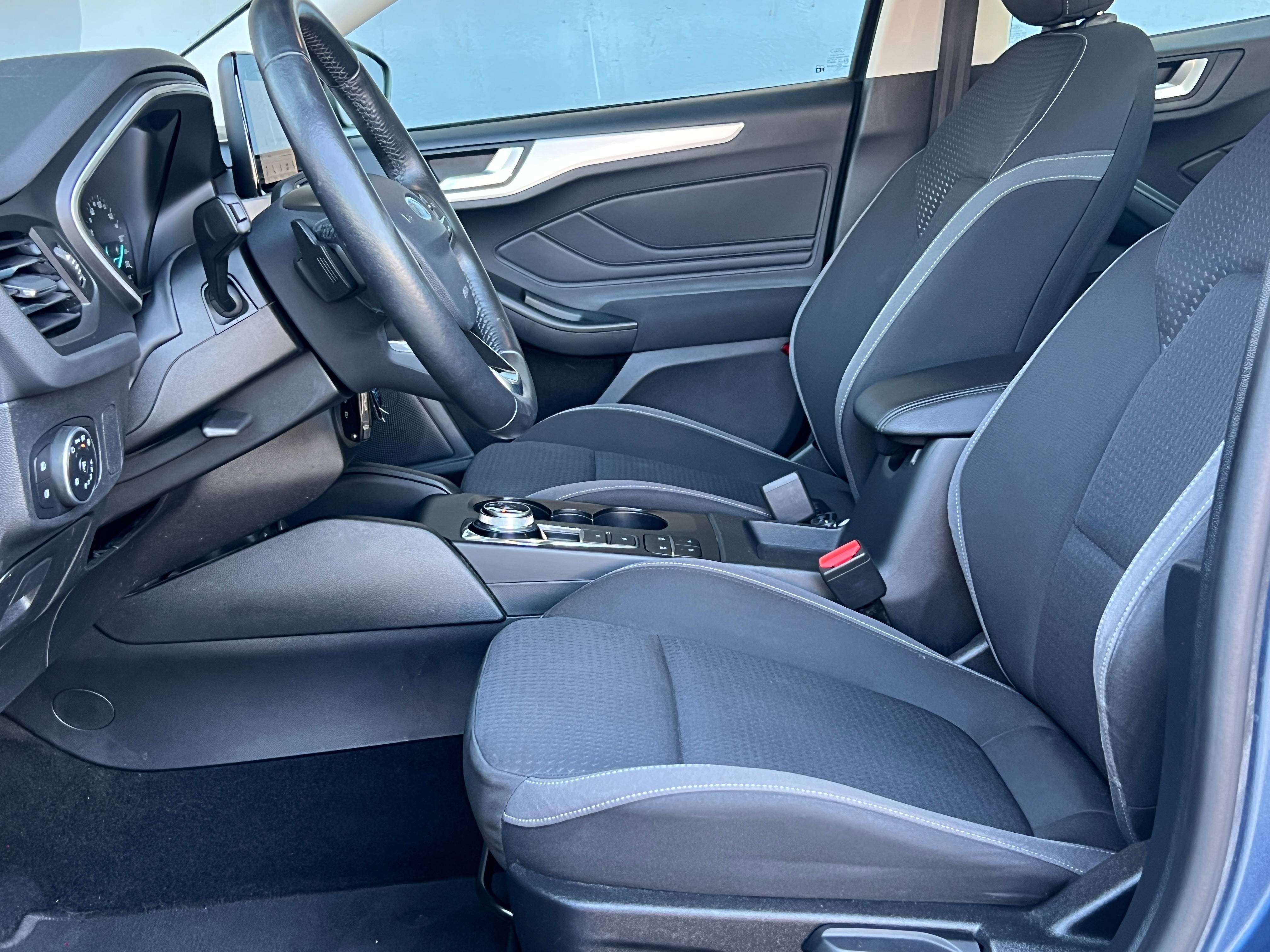 Ford Focus Focus Active 1.0 EcoBoost 125cv Business Automatique
