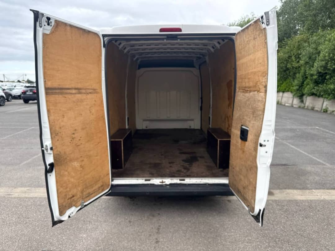 Peugeot Boxer PEUGEOT BOXER 335 L3H2 BLUEHDI 130 S&S PREMIUM