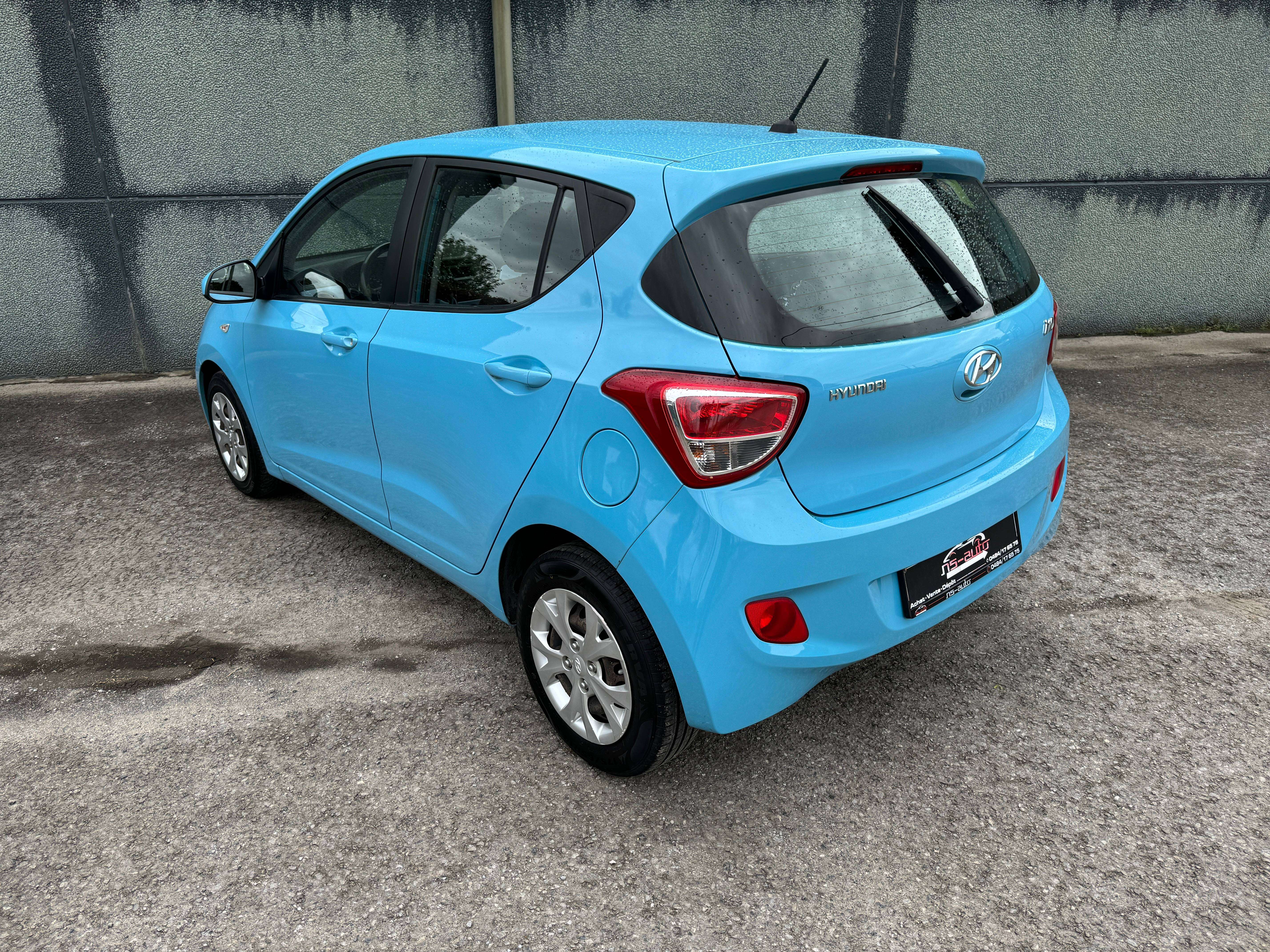 Hyundai i10 5 PORTES * GPS * CLIM *