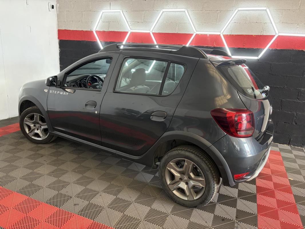 Dacia Sandero 1.5 dCi - 90 II BERLINE Stepway PHASE 2