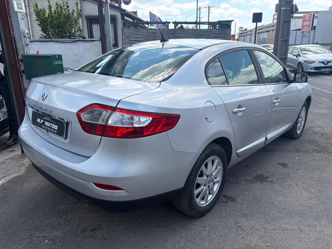 Renault Fluence 1.5l DCI PRIVILÈGE SUIVIE D ENTRETIENT GPS SEMI CUIR RADAR PAYEMENT EN 3FOIS