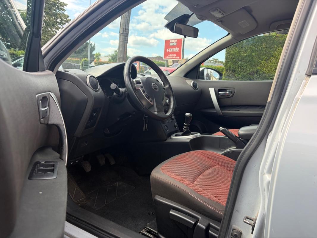 Nissan Qashqai 1.5 dCi Visia BLUETOOTH RADAR RÉGULATEUR EMBRAYAGE NEUF PAYER EN 3FOIS