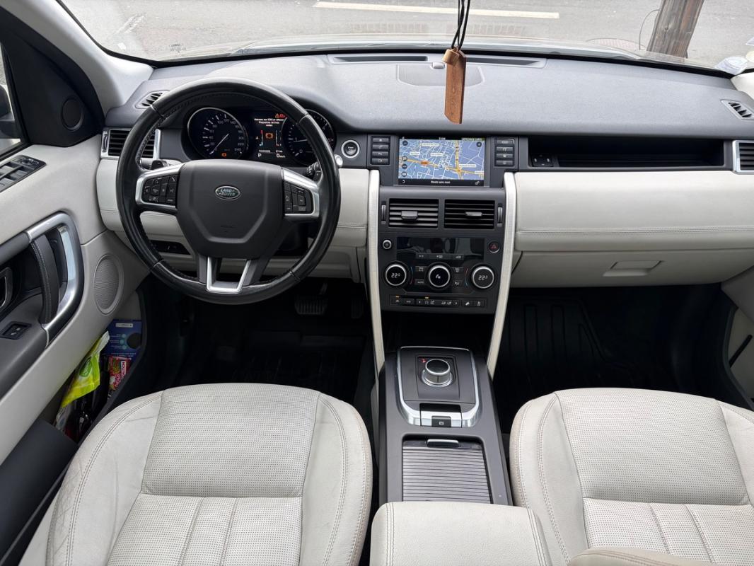 Land Rover Discovery Sport BOITE AUTO 7 PLACES TOIT PANO GPS CUIR ÉLECT CAMÉRA BLUETOOTH RADARS USB