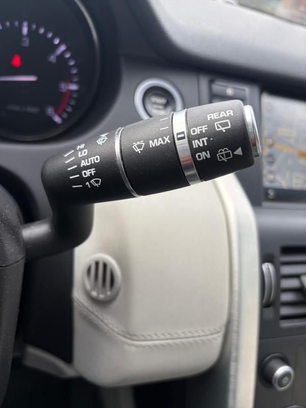 Land Rover Discovery Sport BOITE AUTO 7 PLACES TOIT PANO GPS CUIR ÉLECT CAMÉRA BLUETOOTH RADARS USB