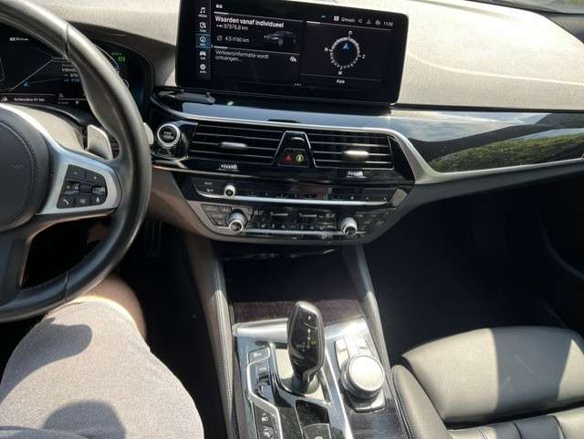BMW 530 530eA M PACK PHEV *Navi*Leder*Cam*Apps*Lane*... BTW incl