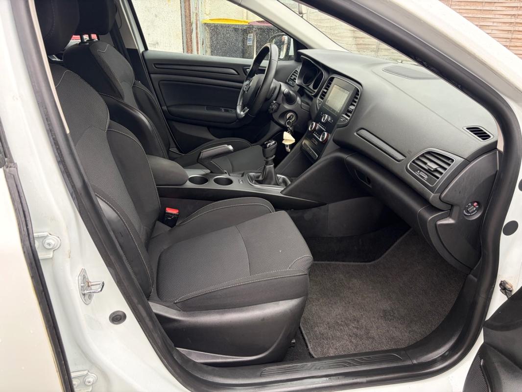 Renault Megane IV 2017 1.5L 110 dCi ENERGY LIFE GPS RÉGULATEUR USB BLUETOOTH RADAR