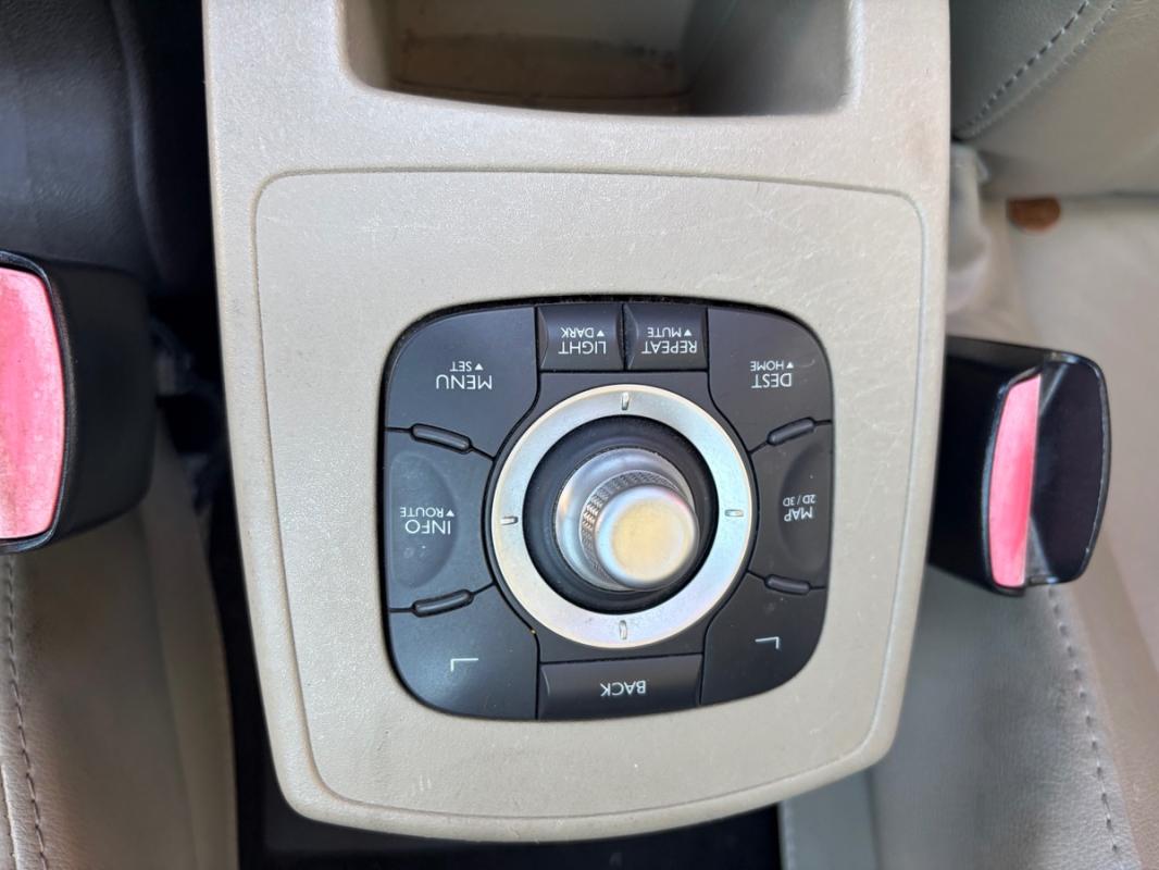 Renault Scenic 1.6l DCI BOSE CHAÎNE DE DISTRIBUTION TOIT OUVRANT CUIR CHAUFFANT GPS PAYÉ EN 3Foi