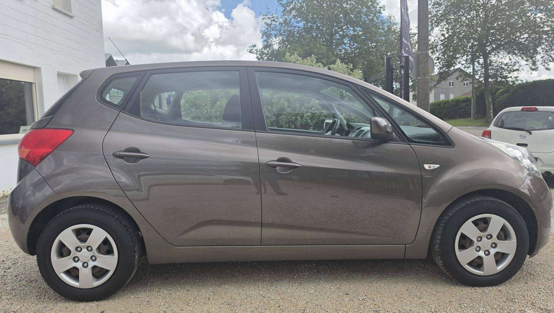 Kia Venga Venga 1.4 CRDi Sense ISG EcoDynamics airco garantie 12 mois
