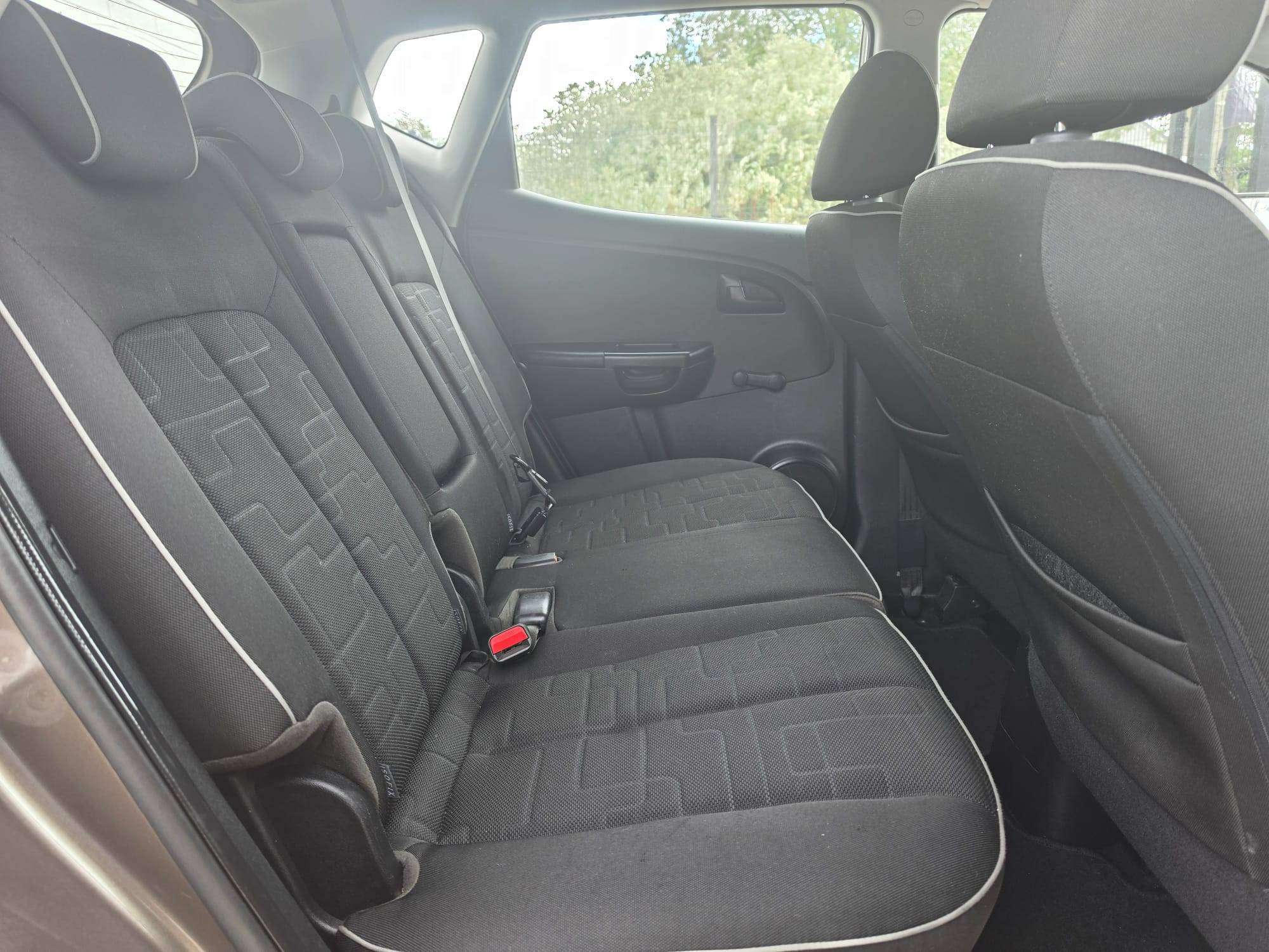 Kia Venga Venga 1.4 CRDi Sense ISG EcoDynamics airco garantie 12 mois