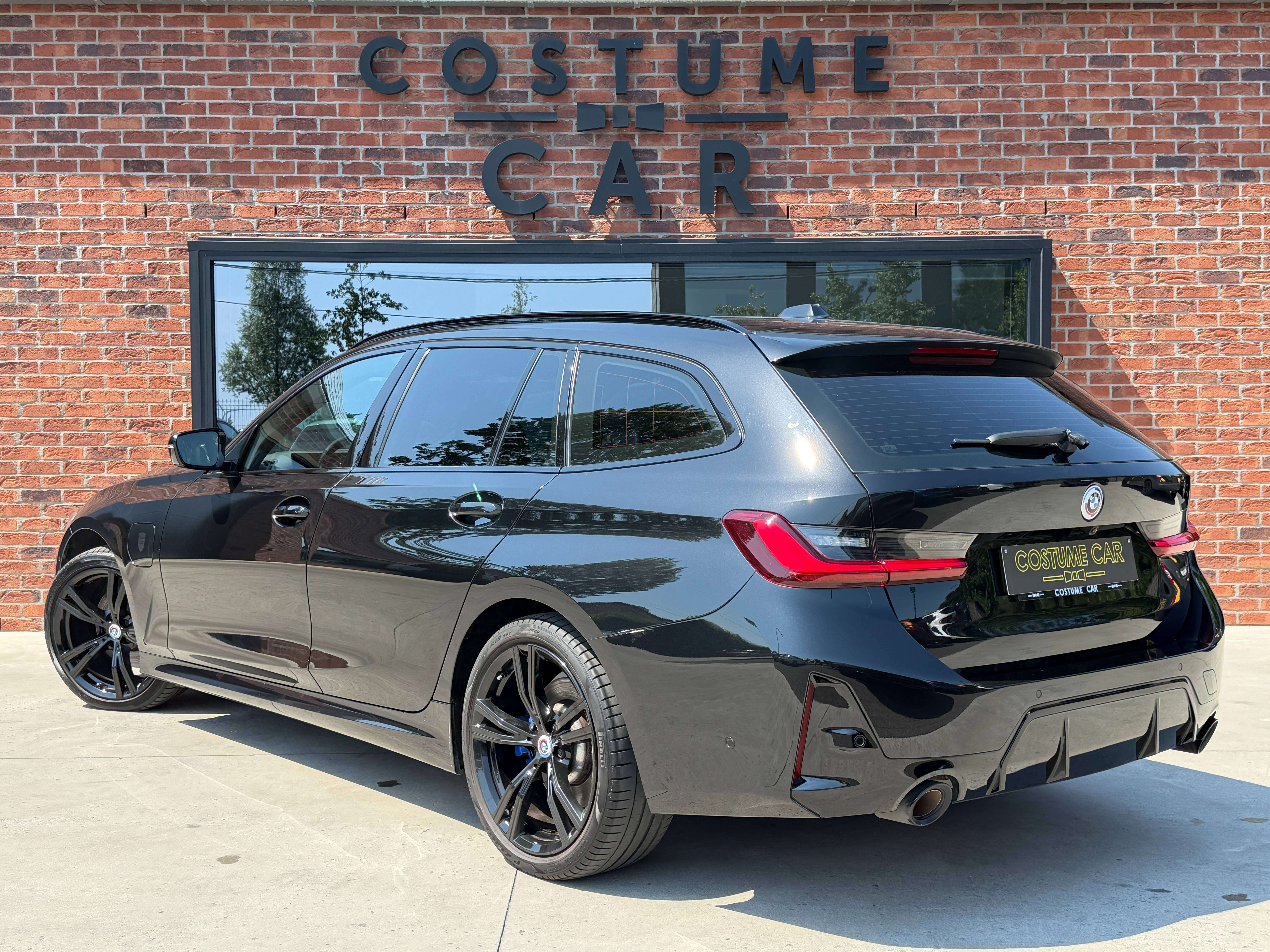 BMW 330 Pack M - Volant chauffant - Caméra - Toit ouvrant