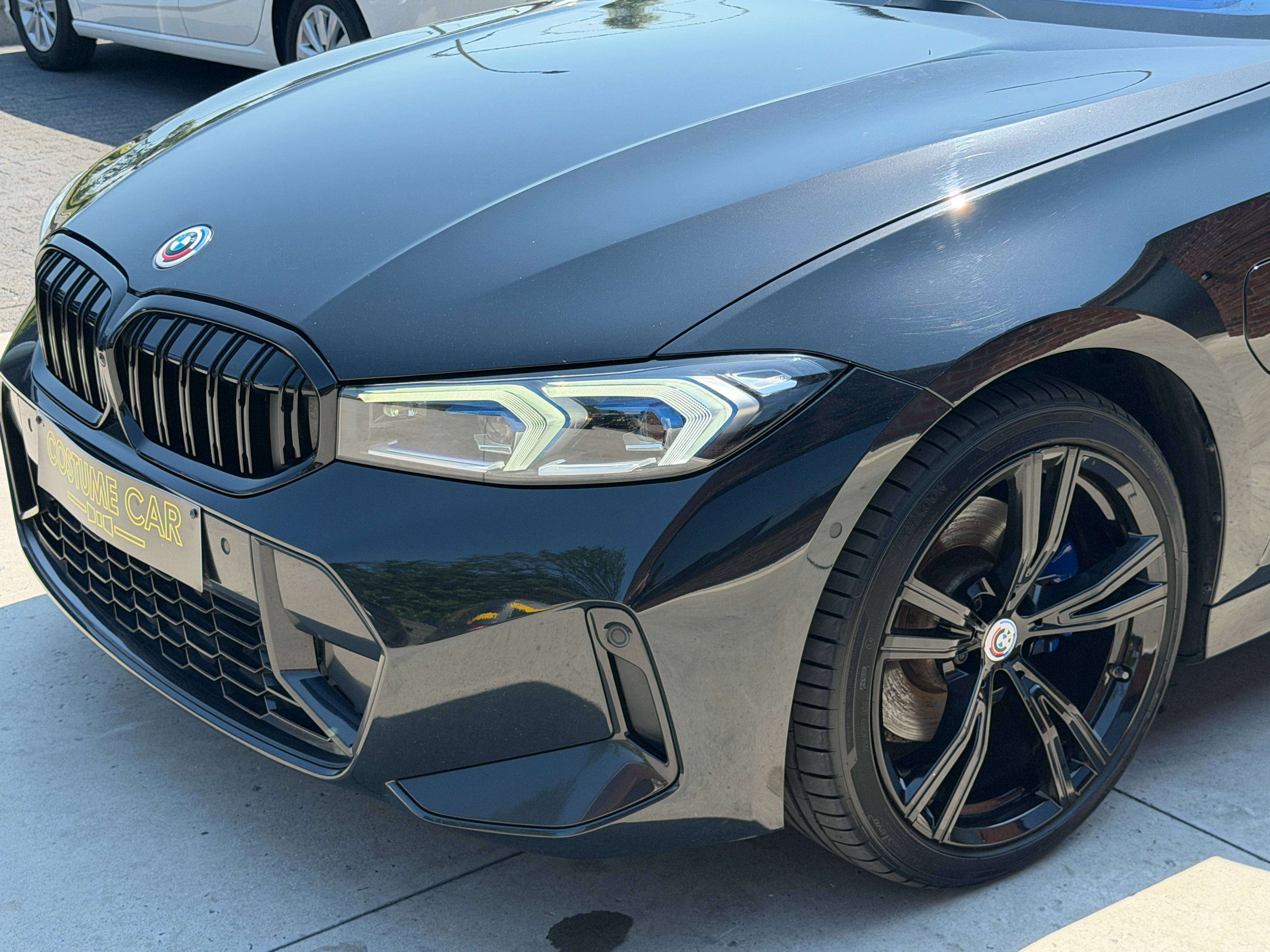 BMW 330 Pack M - Volant chauffant - Caméra - Toit ouvrant