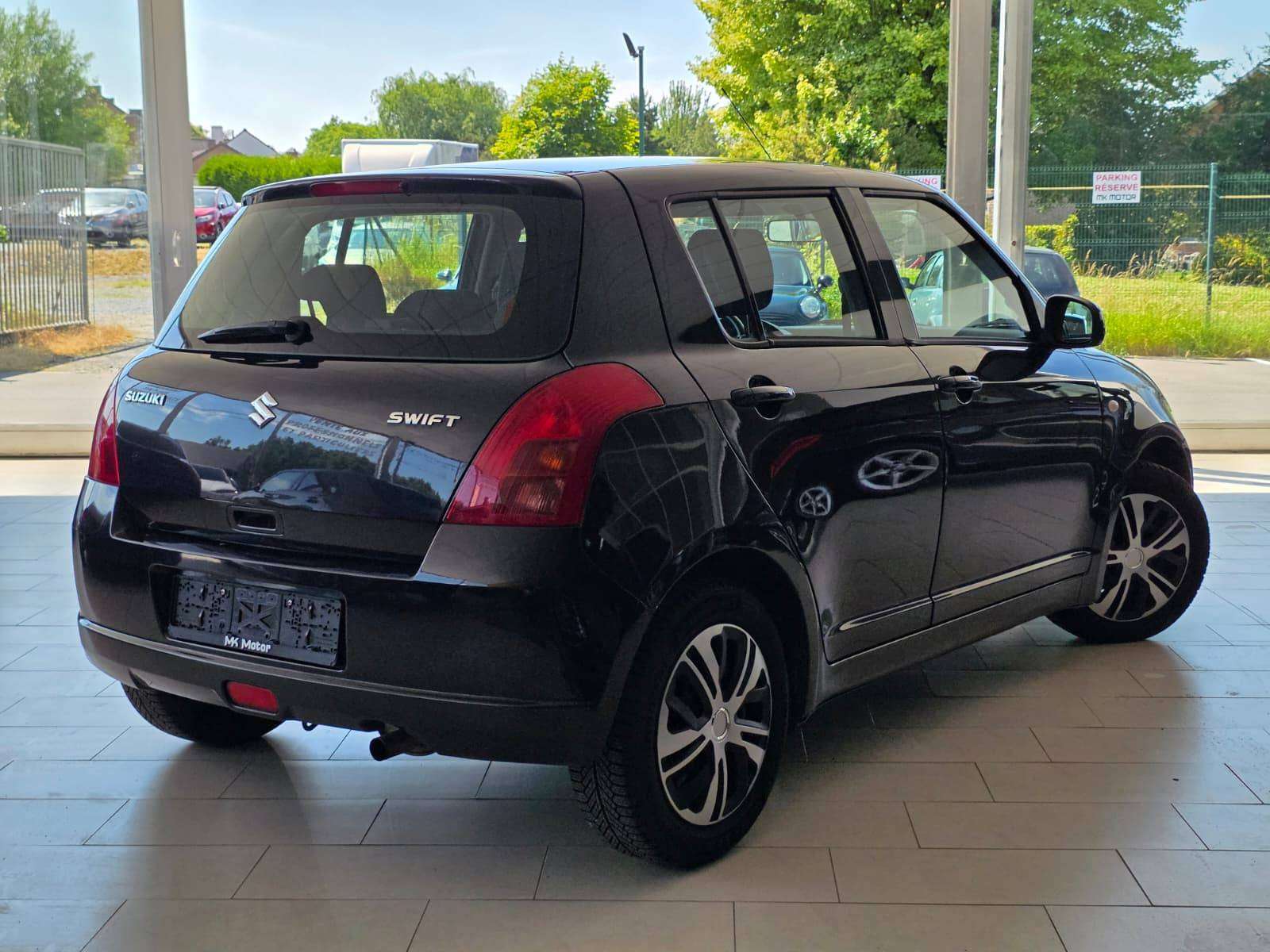 Suzuki Swift 🟢1.3 ESSENCE 92CV - 5 PORTES - AIRCO