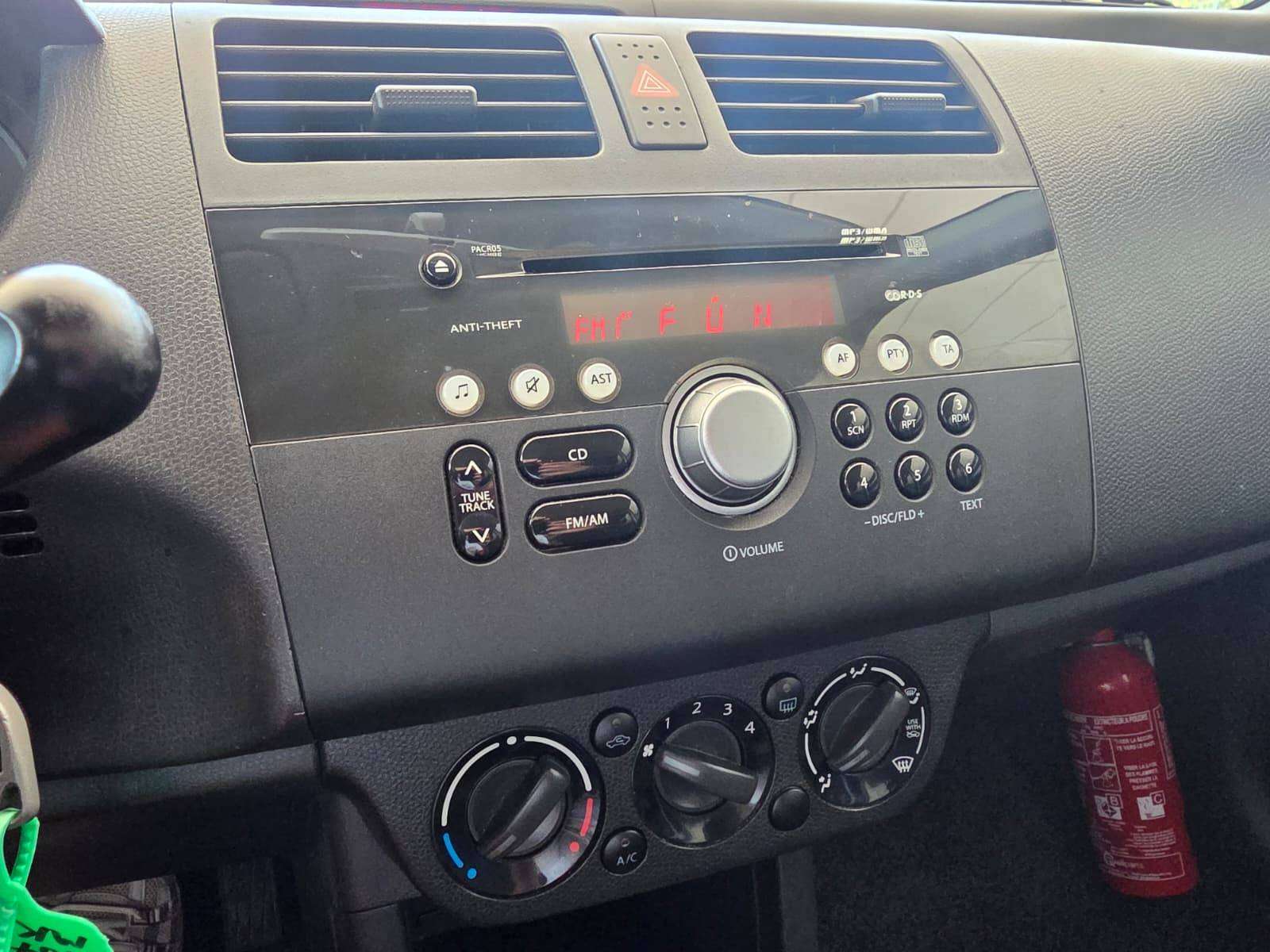 Suzuki Swift 🟢1.3 ESSENCE 92CV - 5 PORTES - AIRCO