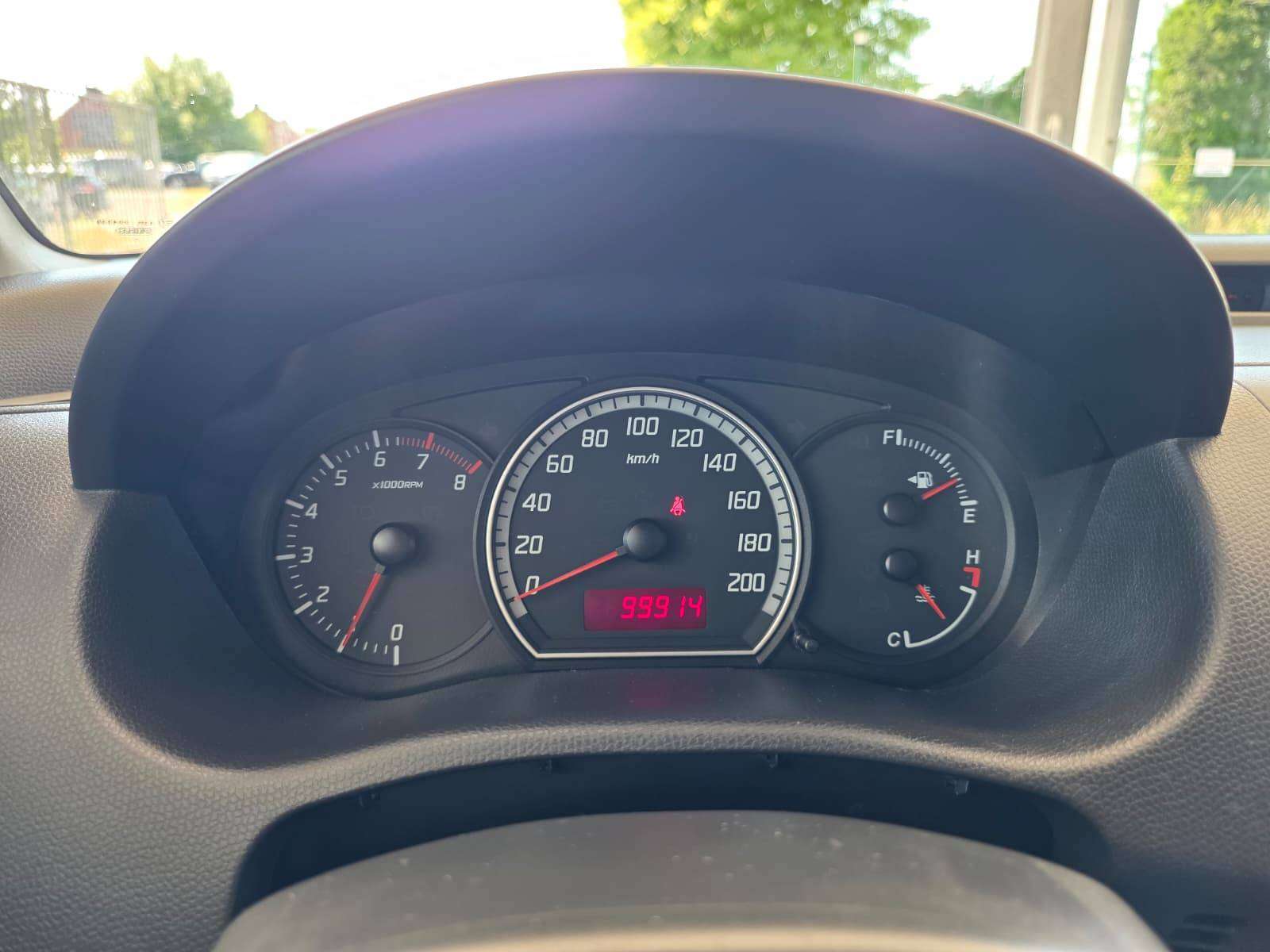 Suzuki Swift 🟢1.3 ESSENCE 92CV - 5 PORTES - AIRCO