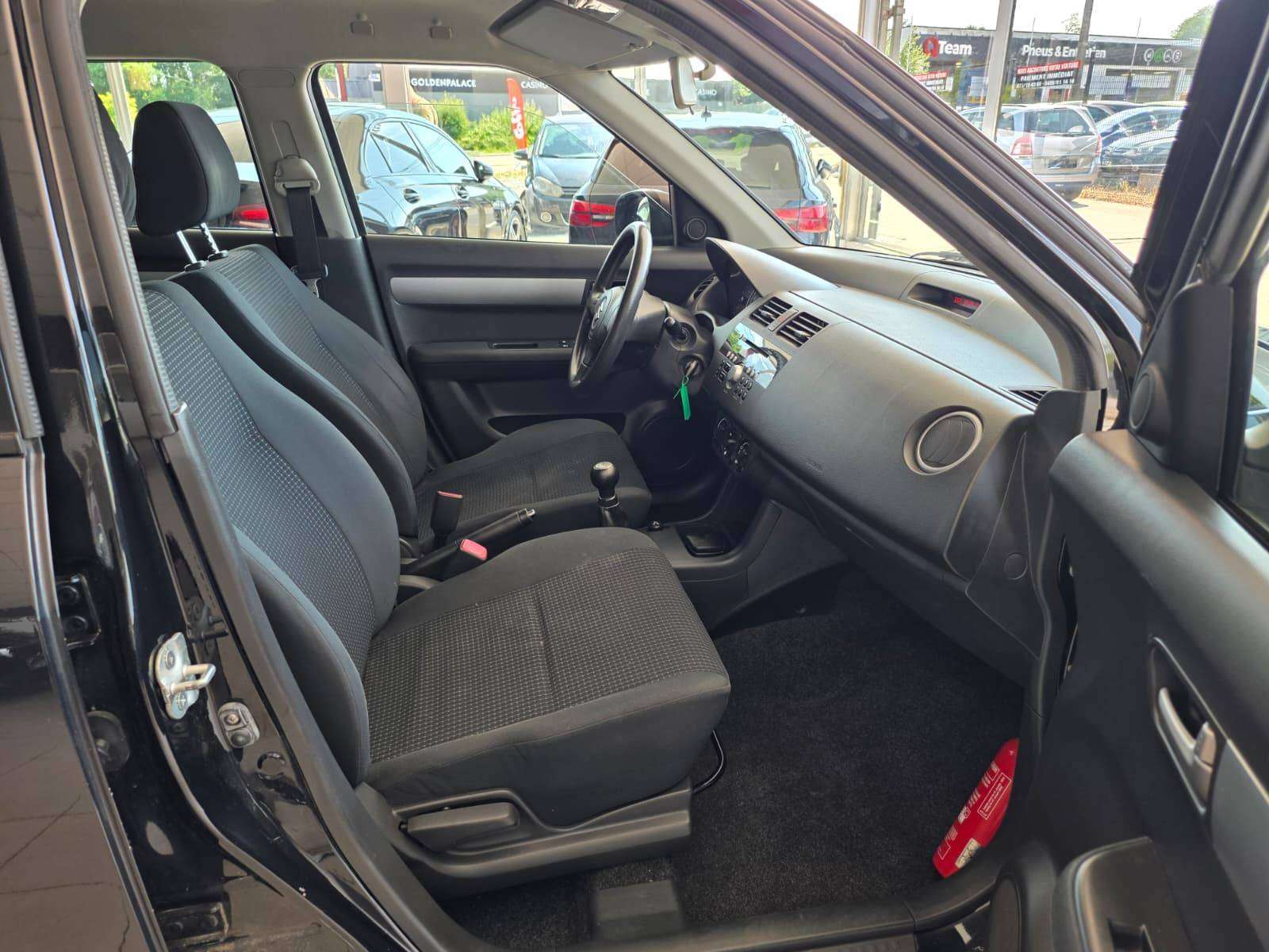 Suzuki Swift 🟢1.3 ESSENCE 92CV - 5 PORTES - AIRCO