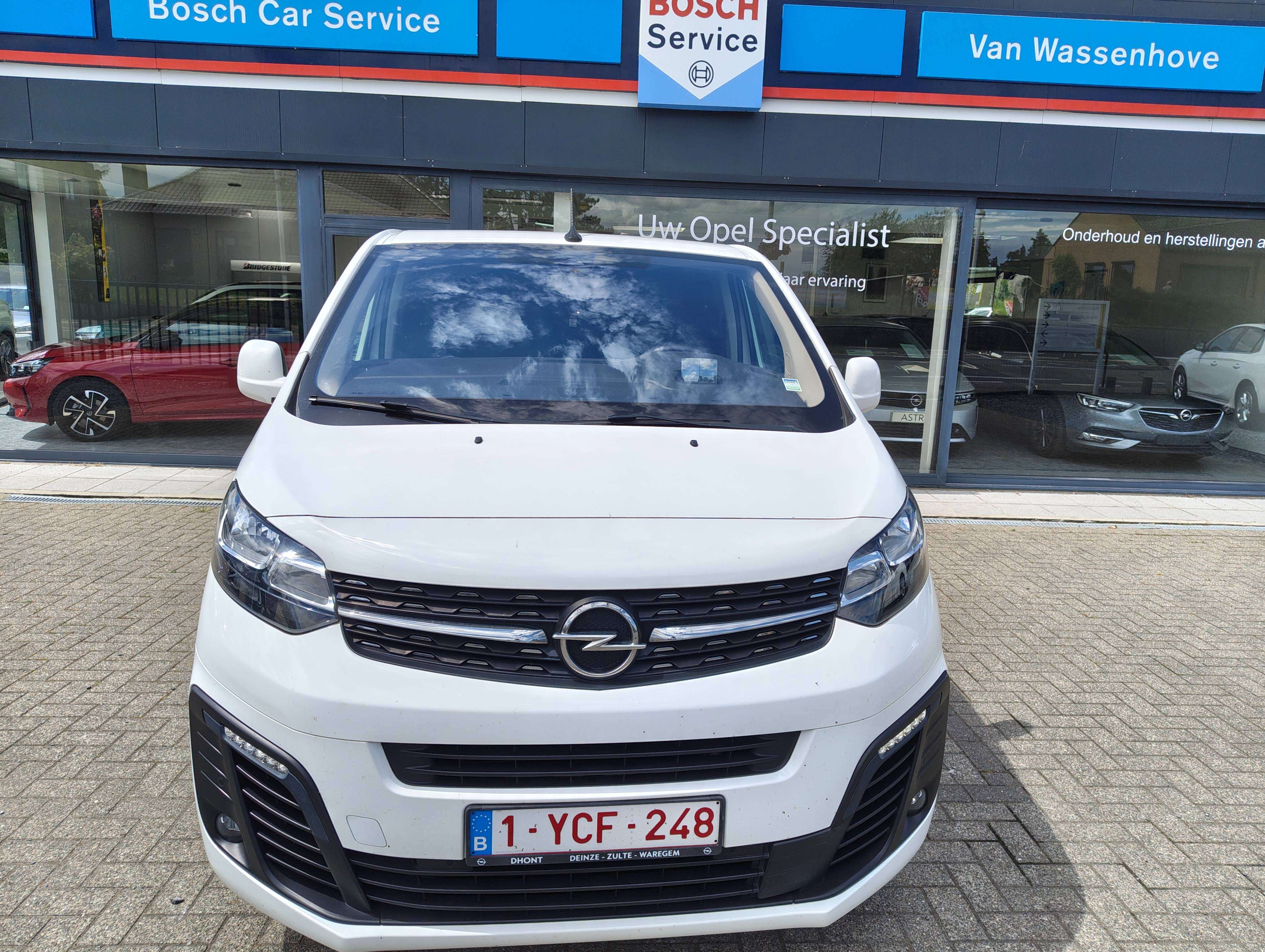 Opel Vivaro L1H1 2.0CDTI 110KW/150PK DUBBELE CABINE / Slechts 65254 km!
