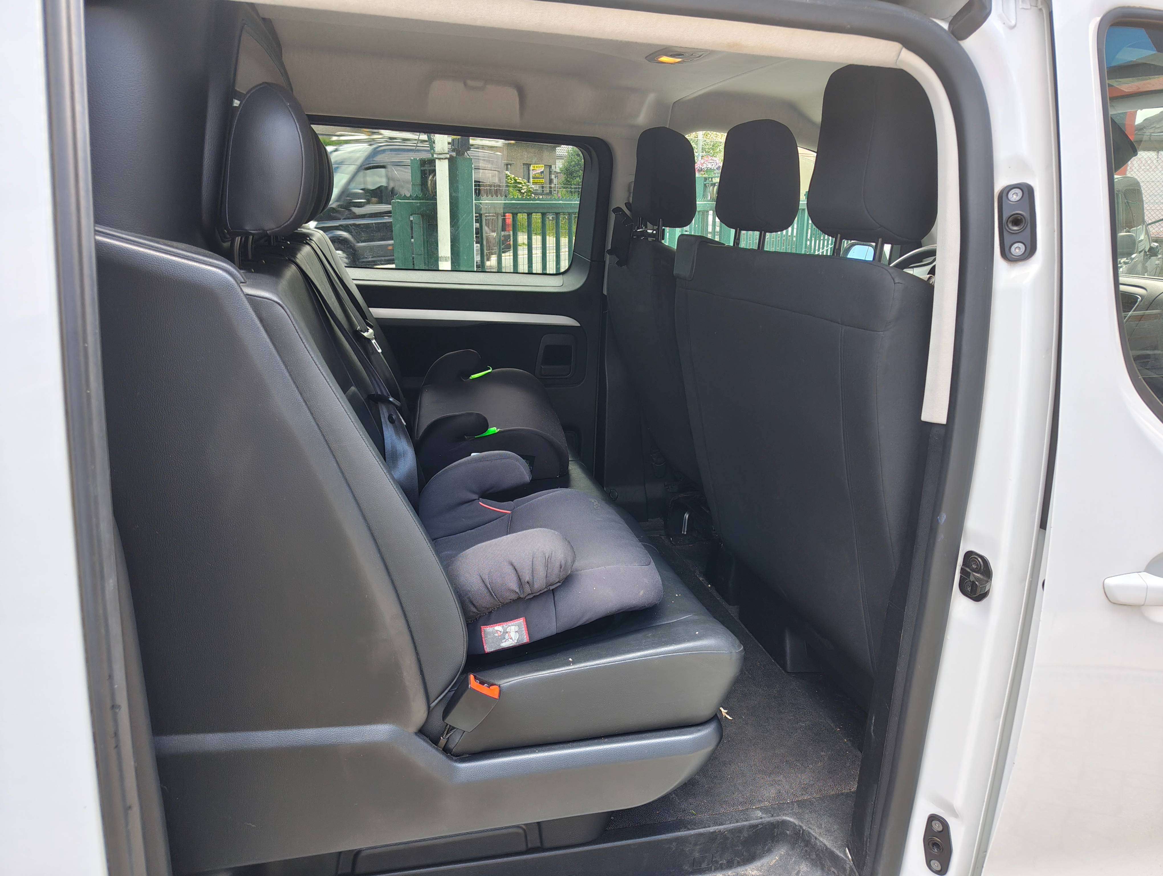 Opel Vivaro L1H1 2.0CDTI 110KW/150PK DUBBELE CABINE / Slechts 65254 km!