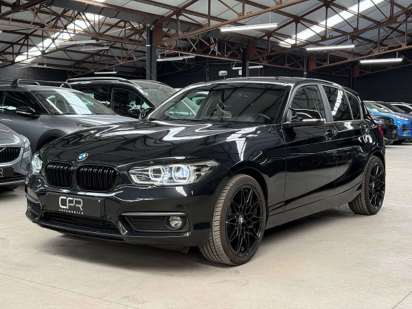 BMW 116 d * JANTES M PERF * LED * GPS * RADAR * ATT REMORQ * GARANTIE