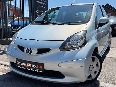 Toyota Aygo Aygo 1.0i VVT-i ° 5 PORTES ° AIRCO ° CARNET TOYOTA COMPLET ! ° GARANTI 12 MOIS
