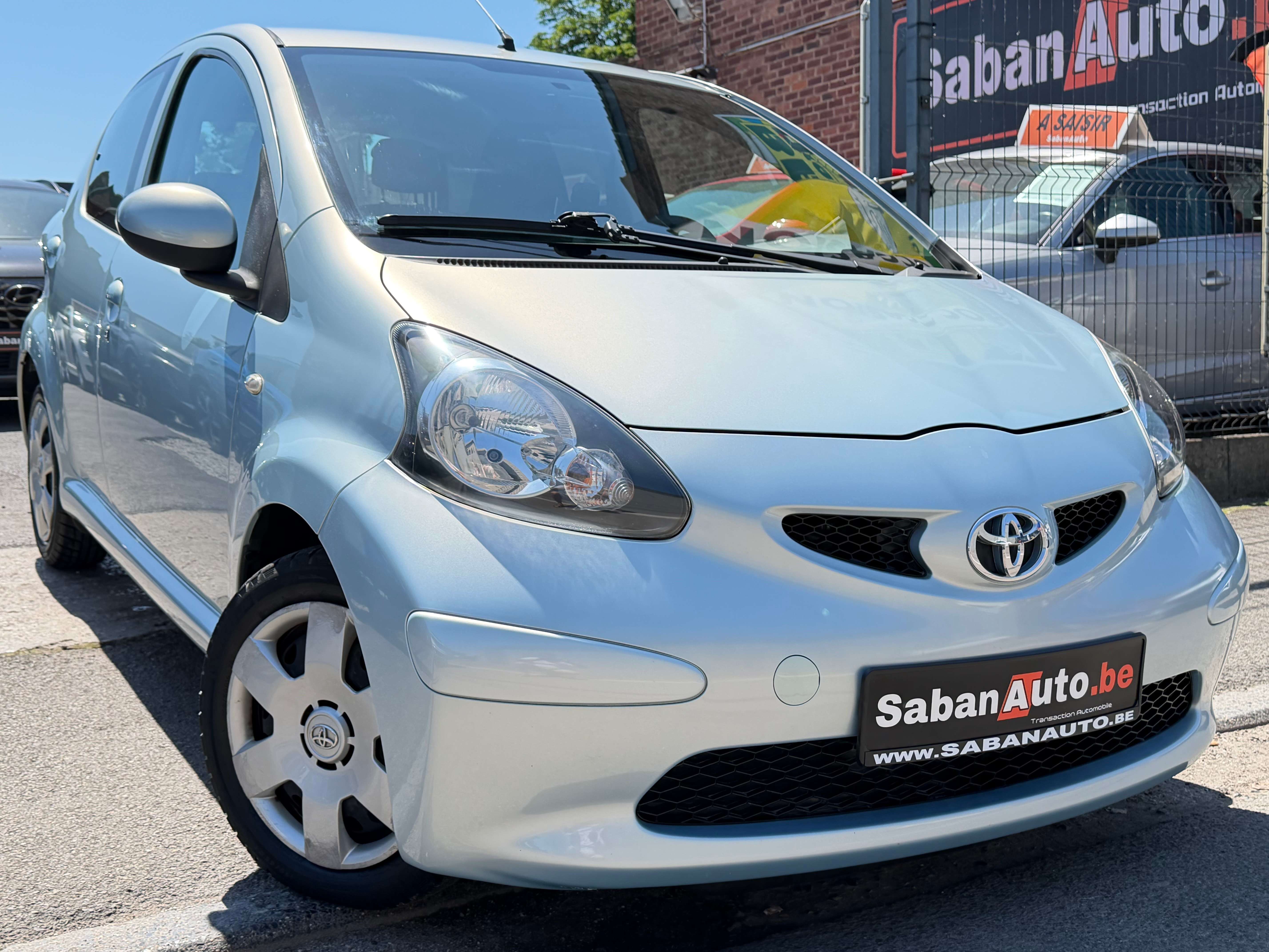 Toyota Aygo Aygo 1.0i VVT-i ° 5 PORTES ° AIRCO ° CARNET TOYOTA COMPLET ! ° GARANTI 12 MOIS