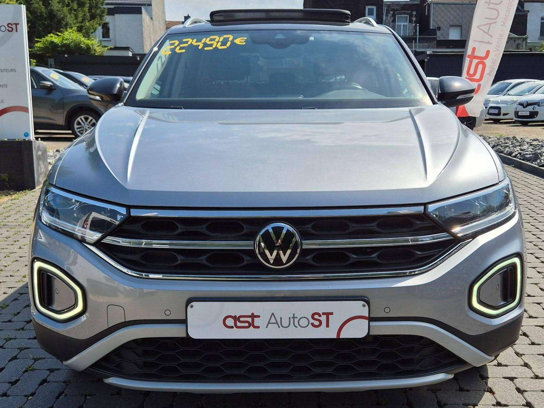 Volkswagen T-Roc 1.5 TSI Business DSG // FULL OPTIONS