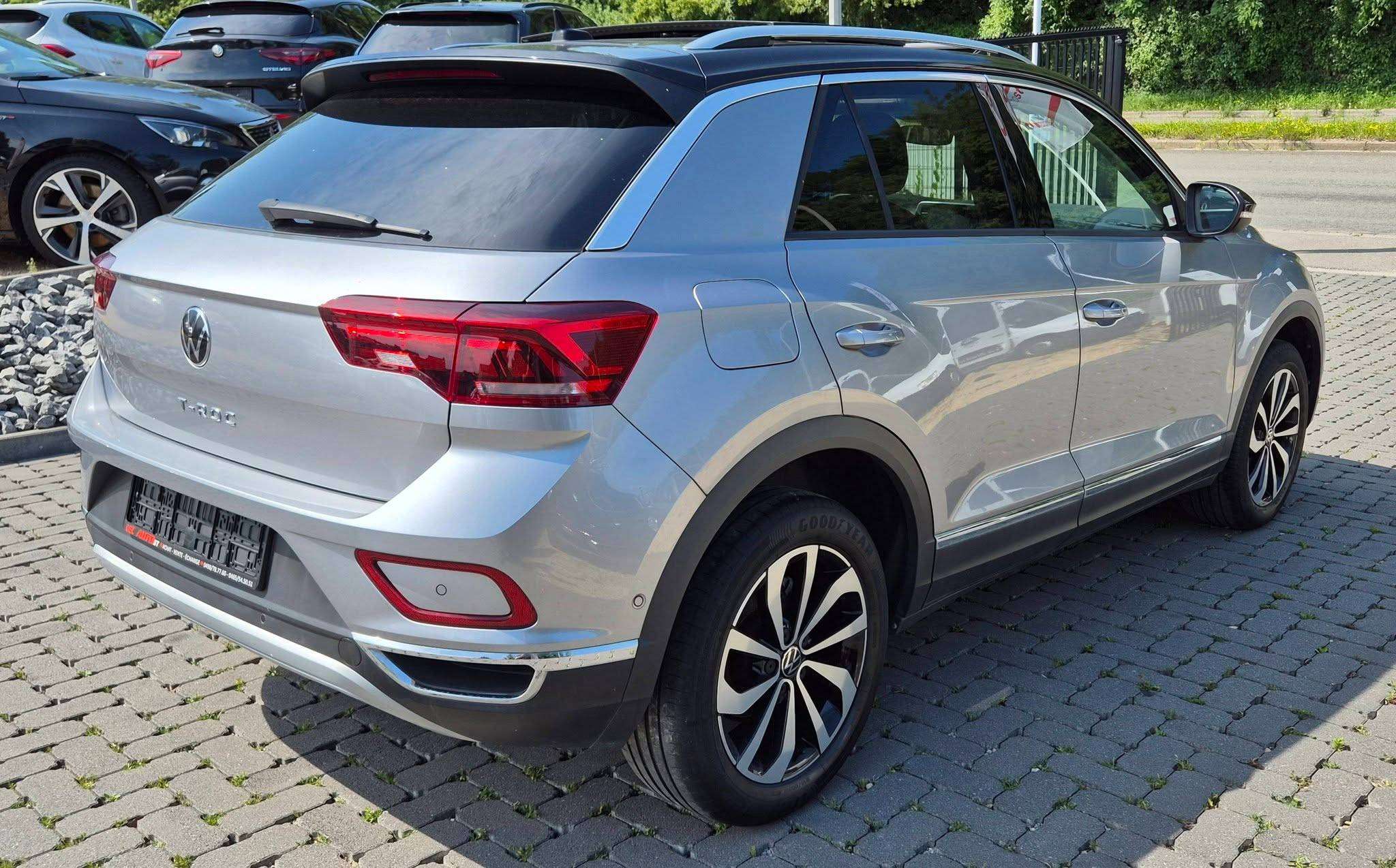 Volkswagen T-Roc 1.5 TSI Business DSG // FULL OPTIONS