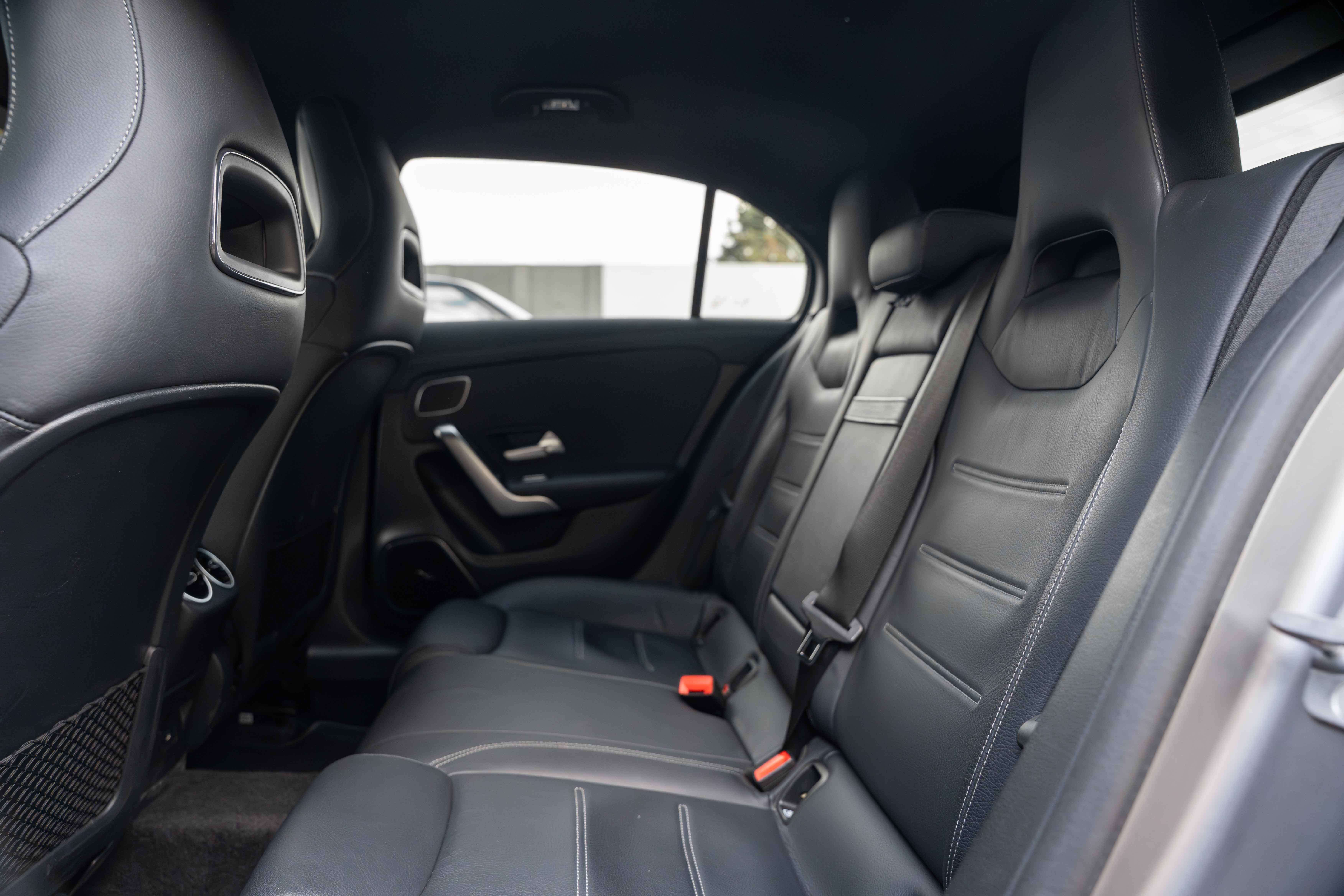 Mercedes-Benz A 250 e AMG/MOUNTAINGREY/LED/ACC/MEMORY/BURMESTER/AMBIENTE/360°/KEYLESS