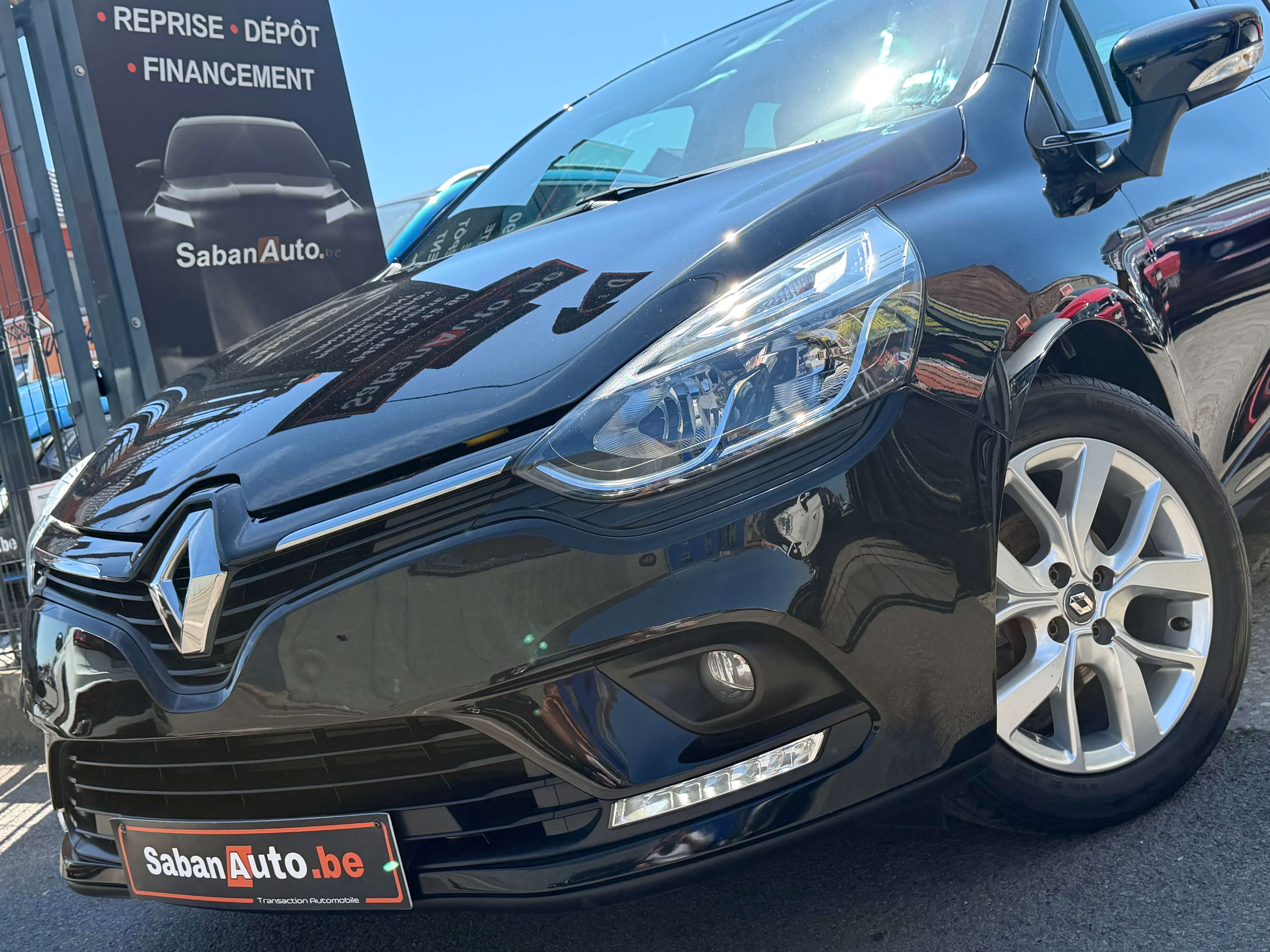 Renault Clio Clio 0.9 TCe Limited ° NAVI ° LED ° JANTES ° GARANTI 12 MOIS !