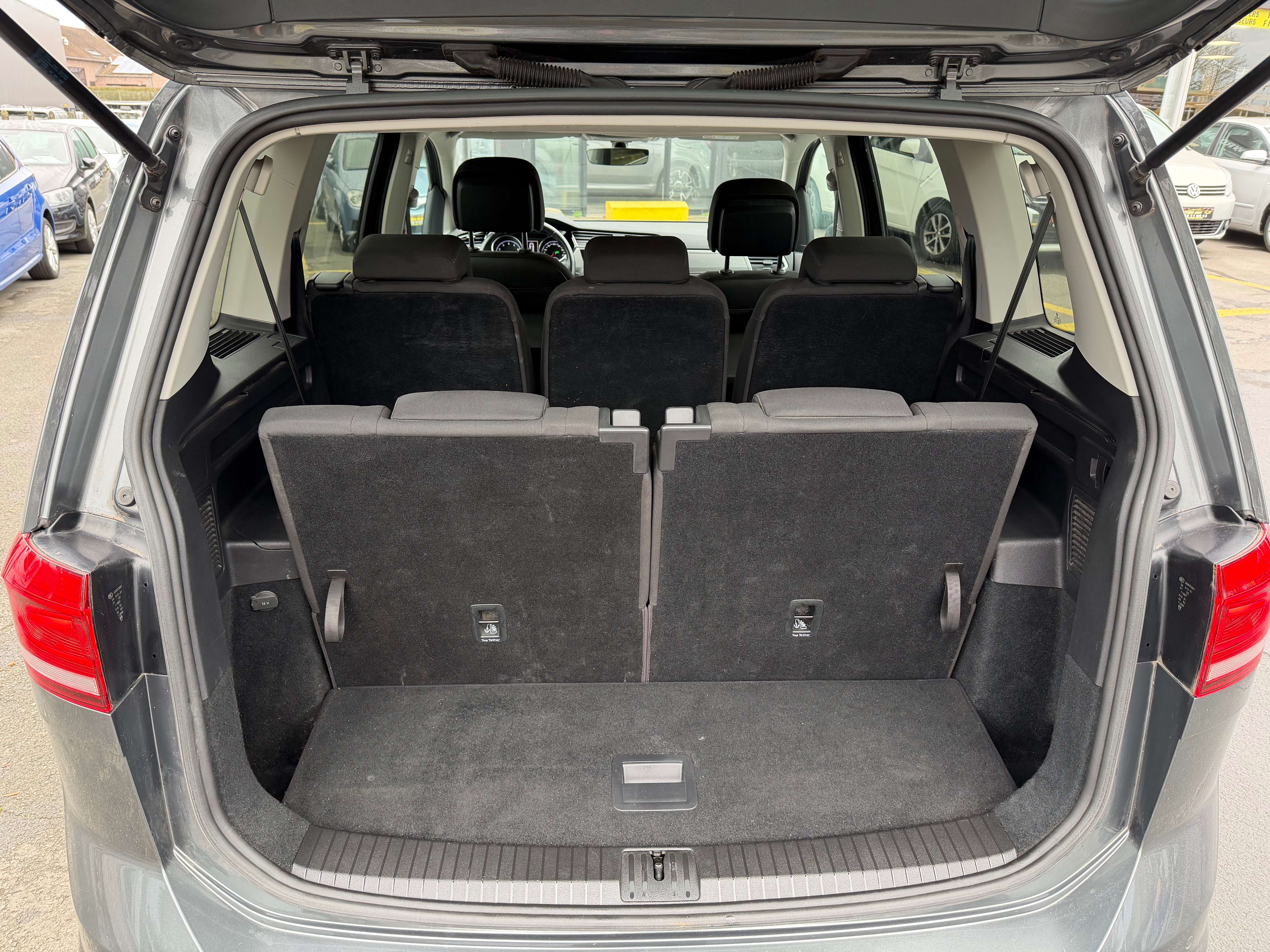 Volkswagen Touran 1.5TSI*7PL*boîte auto DSG*NAVI*CAMERA*BT* Android