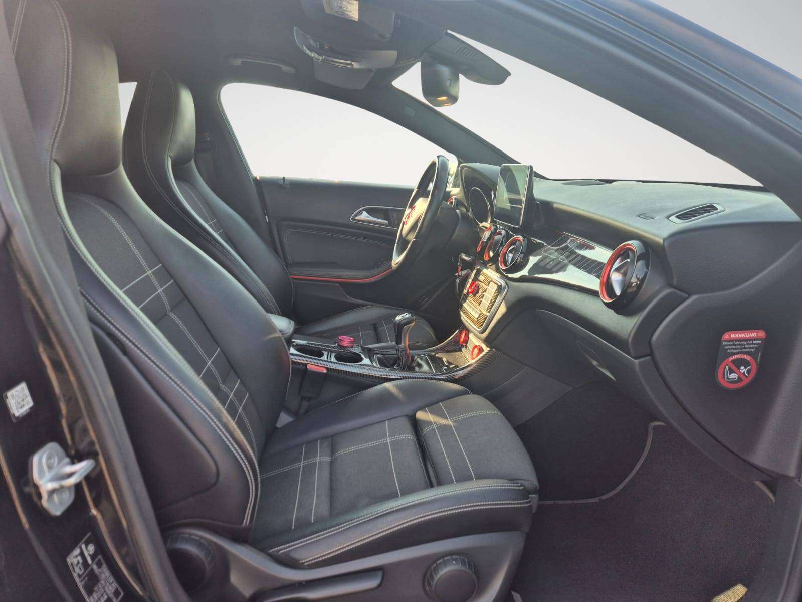 Mercedes-Benz CLA 180 180 //GPS//USB//GARANTIE 12 MOIS//