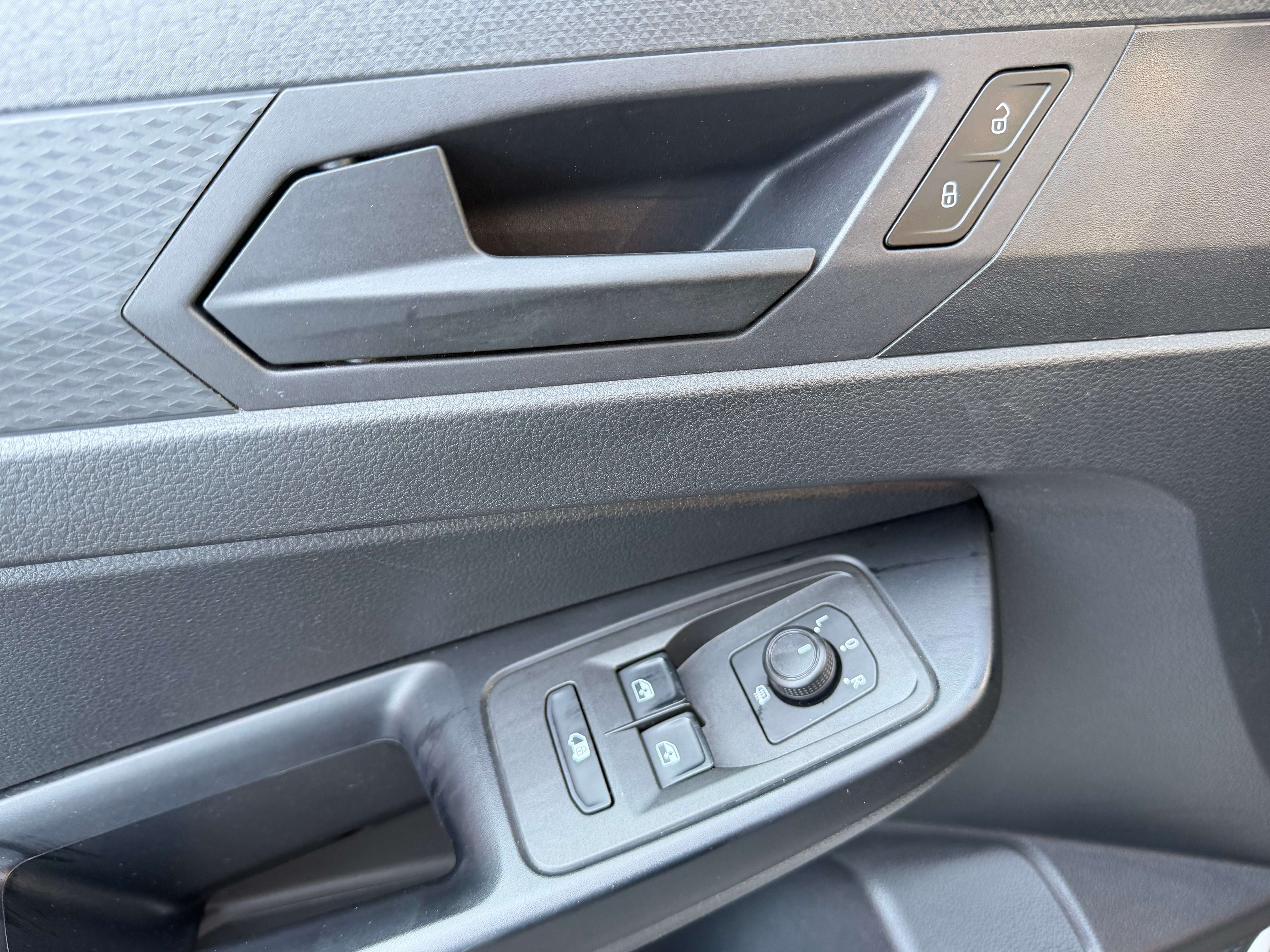 Volkswagen Caddy Caddy 2.0 TDi ° UTILITAIRE ° TVA ° CARPLAY ° AIRCO ° GARANTI 12 MOIS !