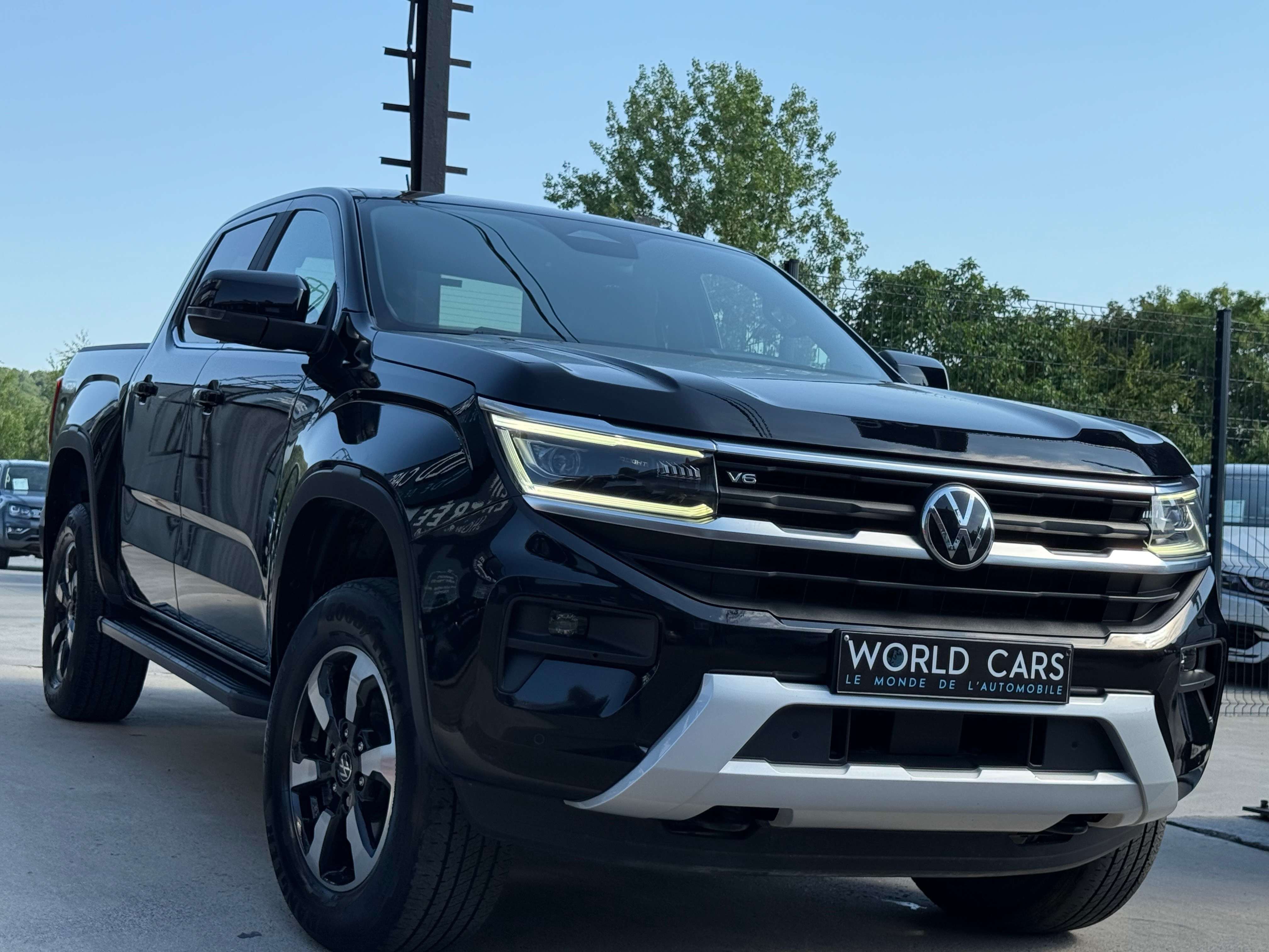 Volkswagen Amarok 3.0 V6 TDi 4MOTION TVAC*BTWIN - DISTRONIC - FRONT ASSIST - CARPLAY- CAMERA - NAVIGATION - COCKPIT - FULL OPTIONS