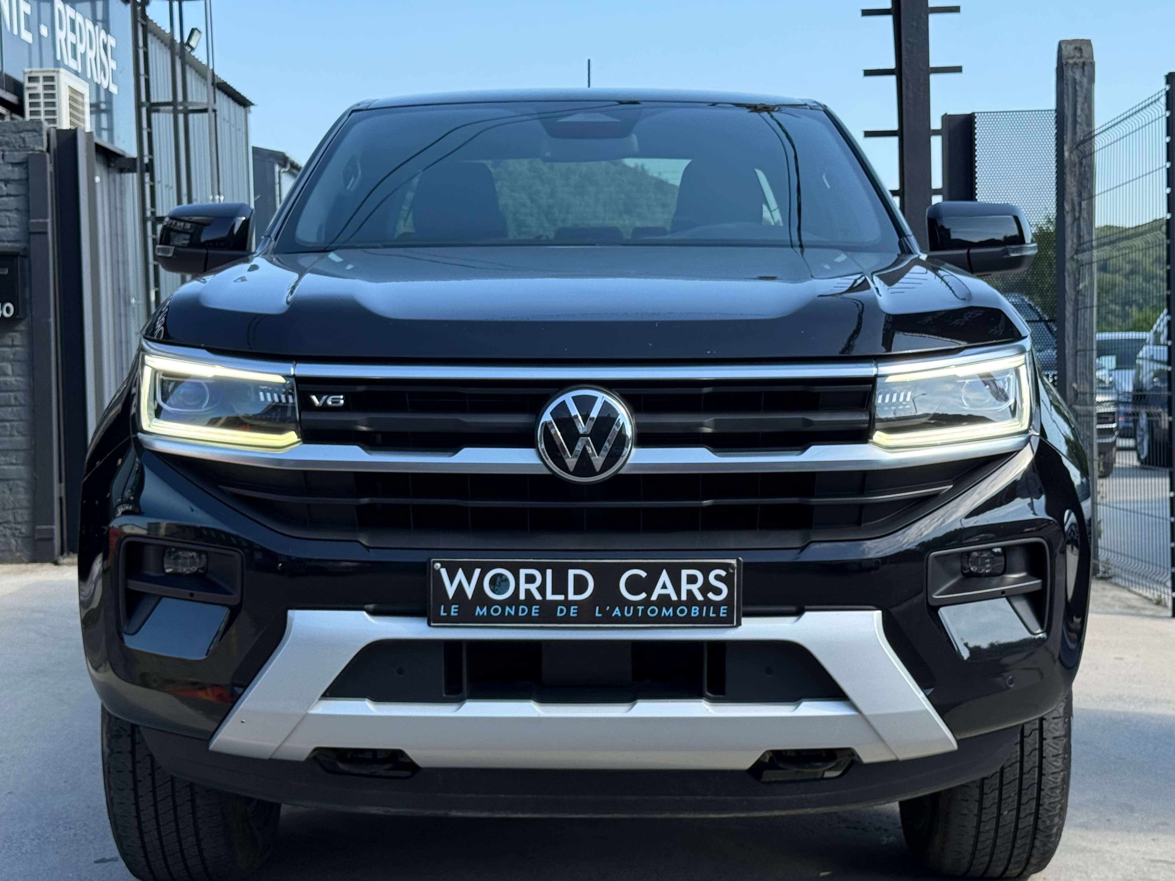 Volkswagen Amarok 3.0 V6 TDi 4MOTION TVAC*BTWIN - DISTRONIC - FRONT ASSIST - CARPLAY- CAMERA - NAVIGATION - COCKPIT - FULL OPTIONS
