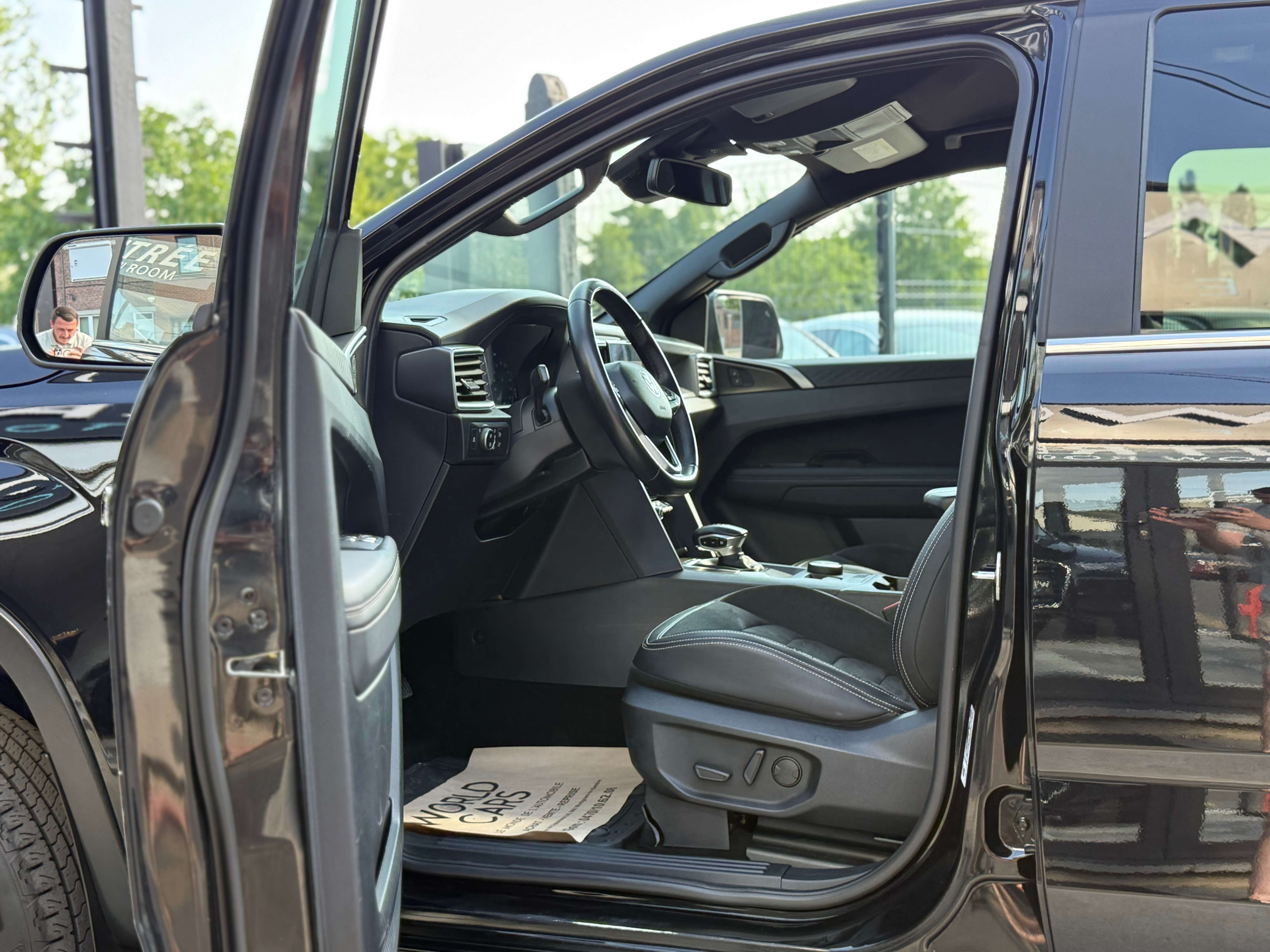 Volkswagen Amarok 3.0 V6 TDi 4MOTION TVAC*BTWIN - DISTRONIC - FRONT ASSIST - CARPLAY- CAMERA - NAVIGATION - COCKPIT - FULL OPTIONS