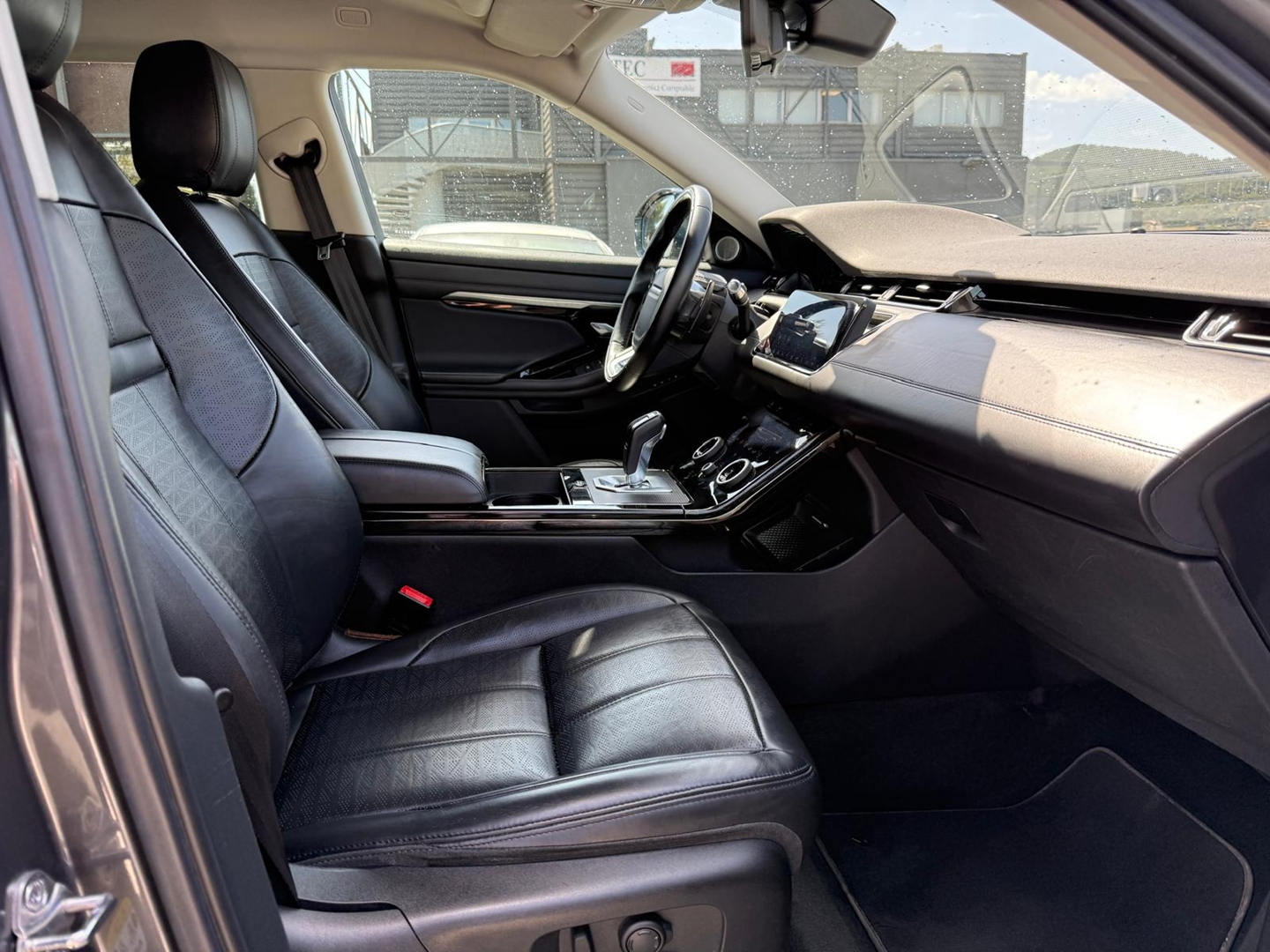 Land Rover RANGE ROVER EVOQUE 2.0 D 180CH R-DYNAMIC HSE AWD BVA