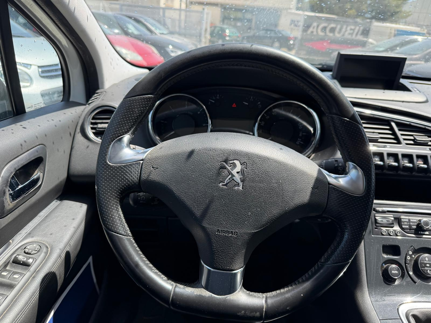 Peugeot 3008 HYBRID4 2.0 E-HDI FAP ETG6 + ELECTRIC 37CH