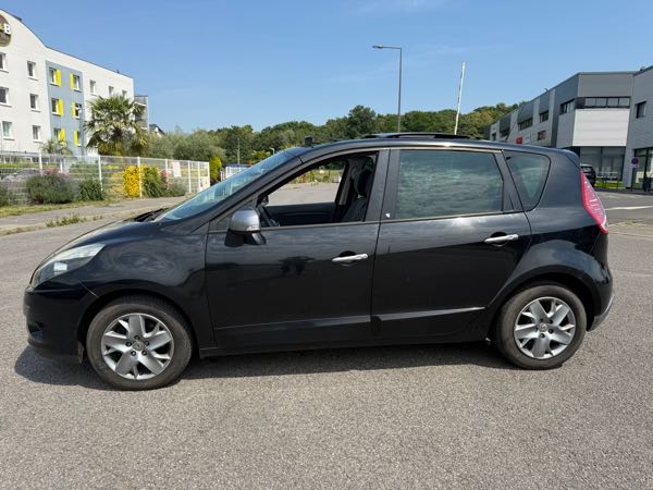 Renault Scenic III 1.5 DCI 110