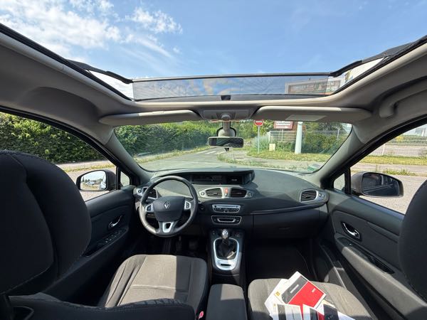 Renault Scenic III 1.5 DCI 110