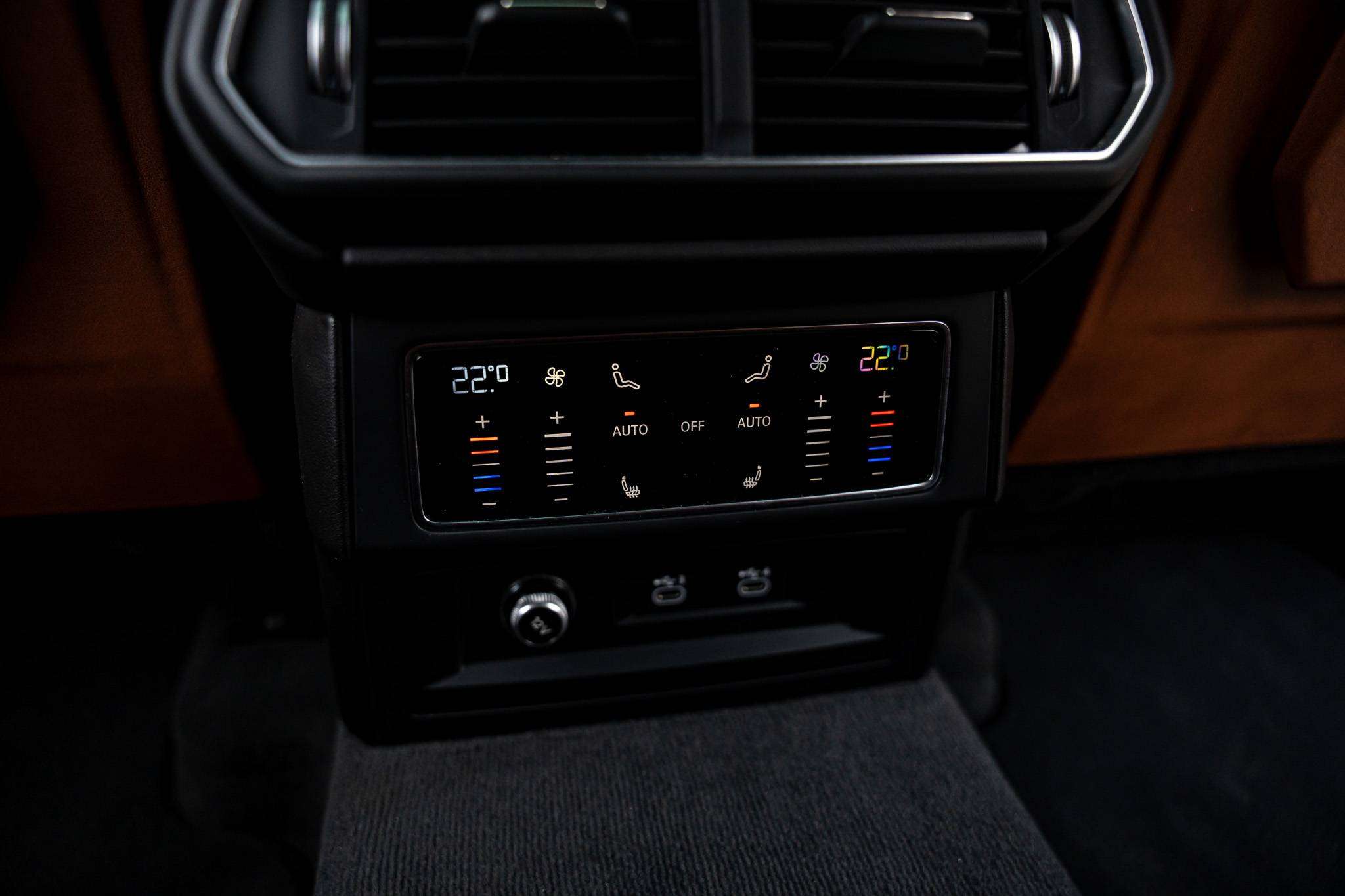 Lamborghini Urus 4.0 V8 B&0 Massage Pano Grigio Keres