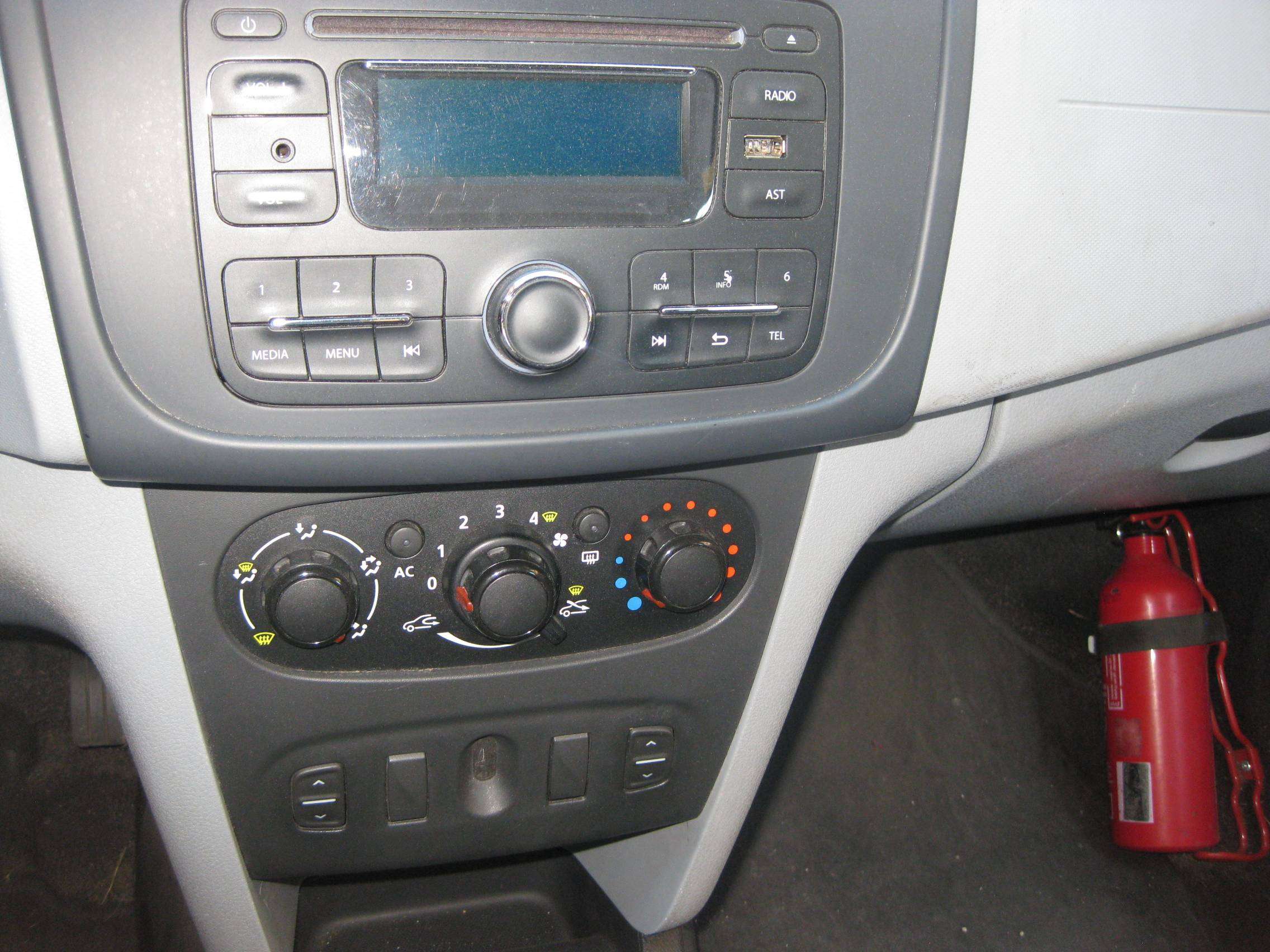 Dacia Sandero 1.5 dCi Clim Ct ok Garantie 1 an