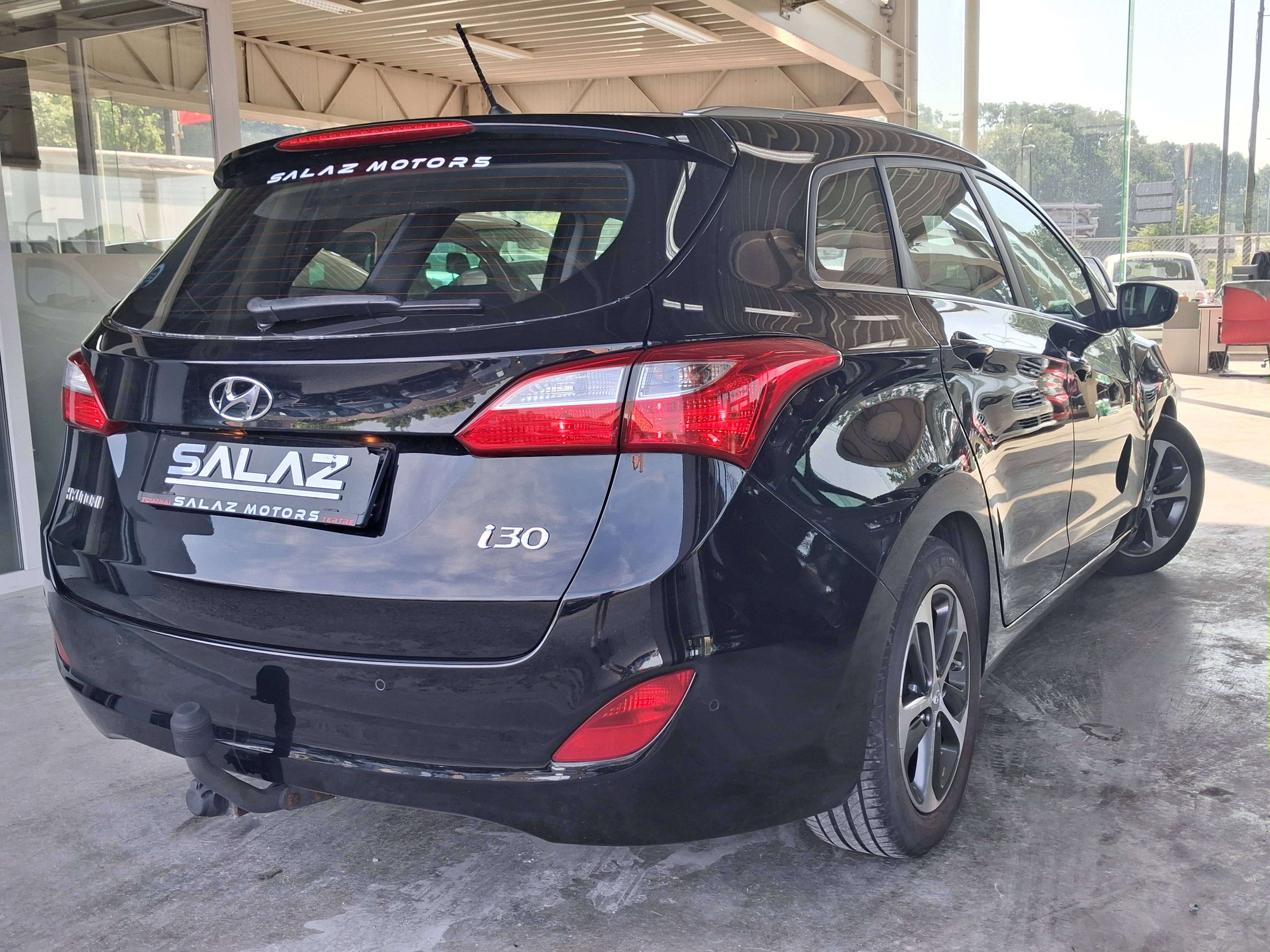 Hyundai i30 i30 SW 1.6 CRDi Cool ISG/ATTELAGE/CLIM/USB/BLUETOOTH/GARANTIE